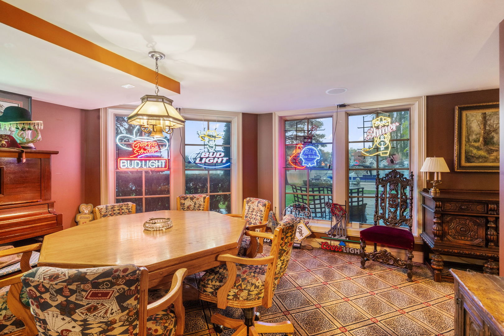 561 W 58th Street, Hinsdale, IL 60521