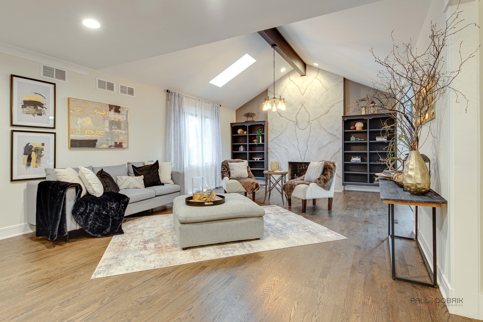 2221 Donegal Drive, Darien, IL 60561