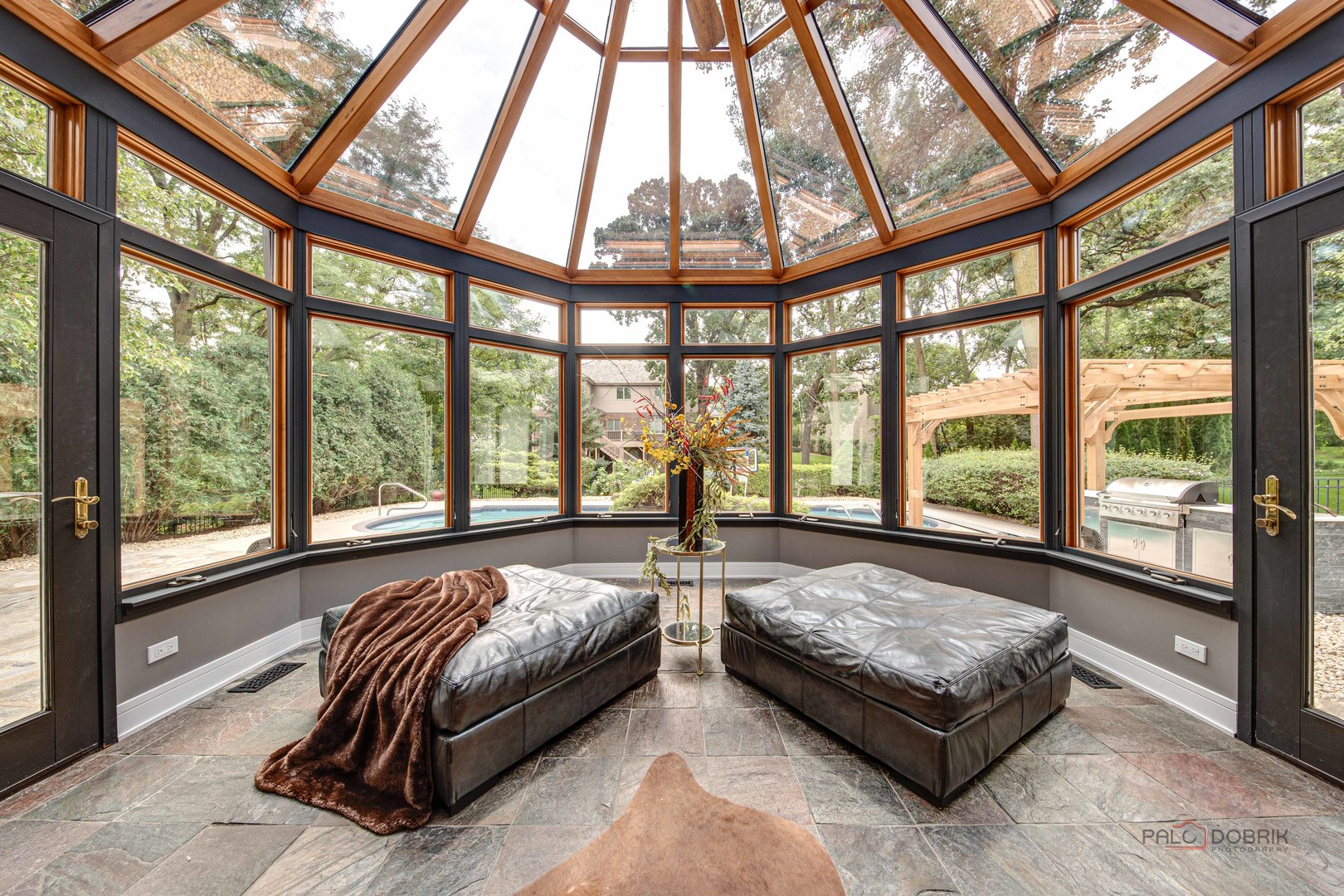 2221 Donegal Drive, Darien, IL 60561