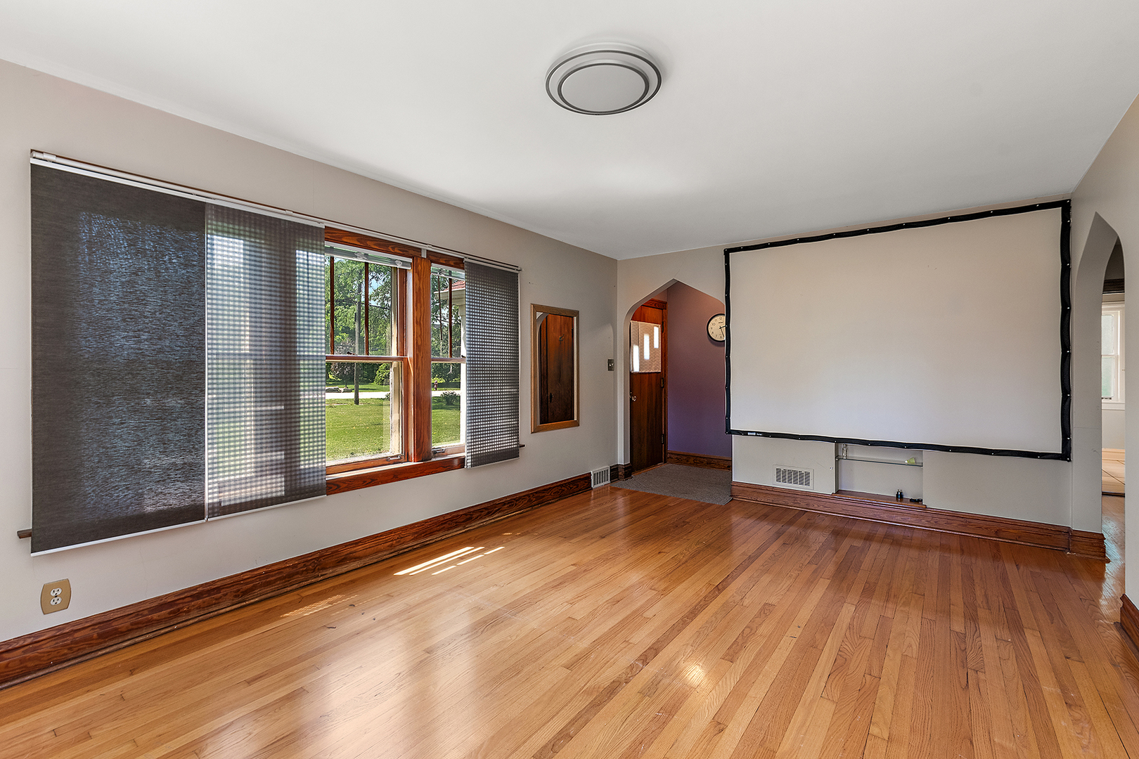 7755 Wolf Road, La Grange, IL 60525