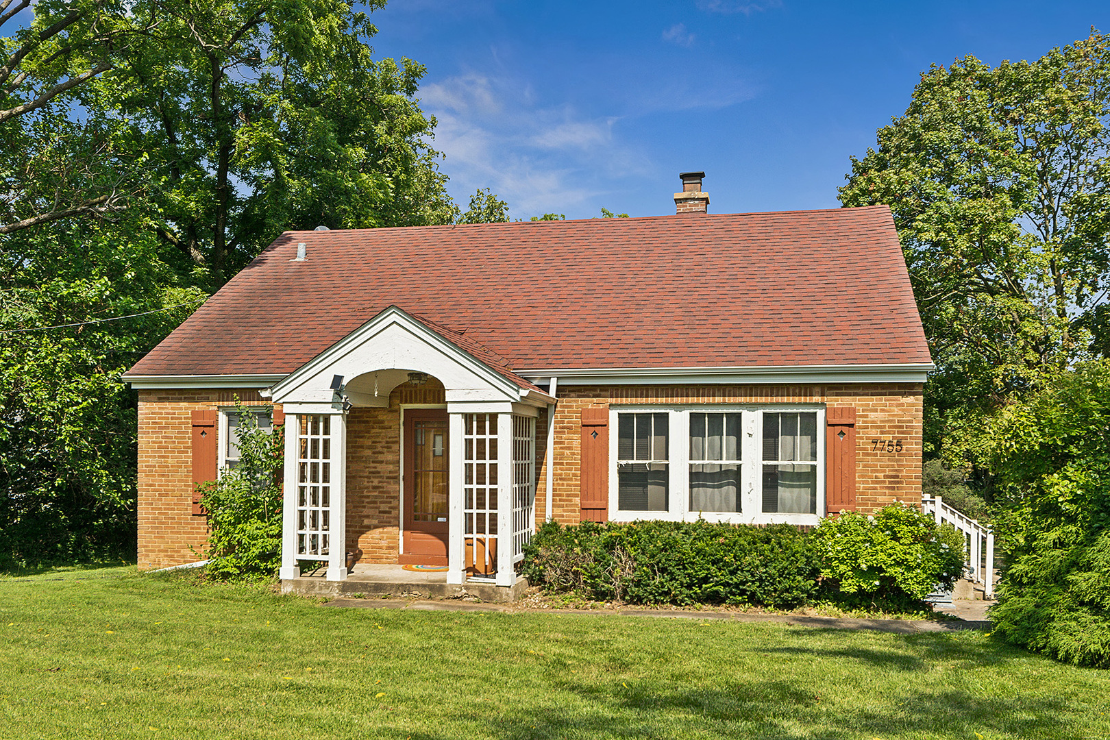 7755 Wolf Road, La Grange, IL 60525