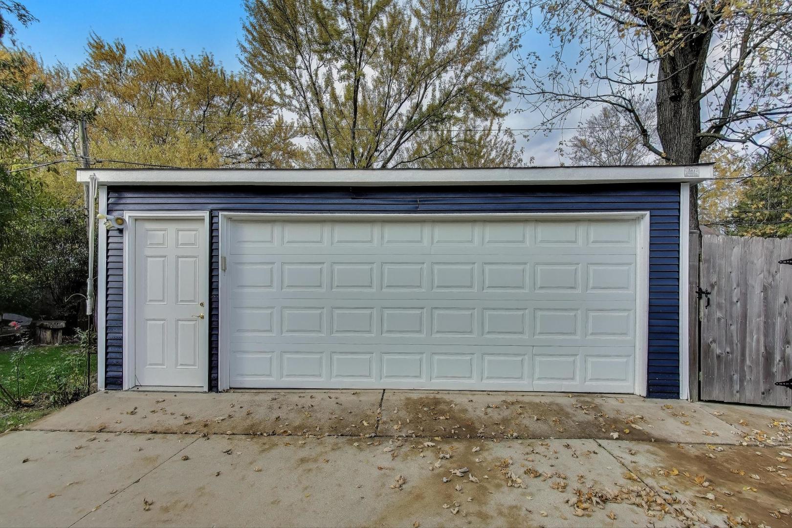 38800 N West Avenue, Lake Villa, IL 60046