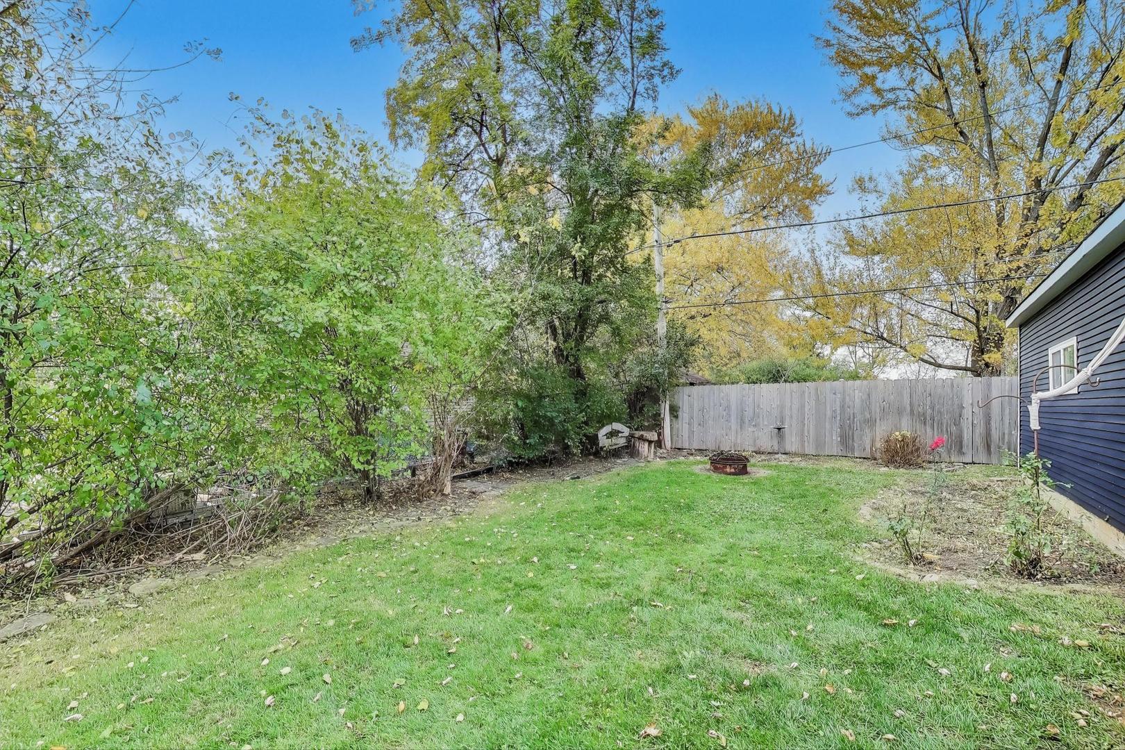 38800 N West Avenue, Lake Villa, IL 60046