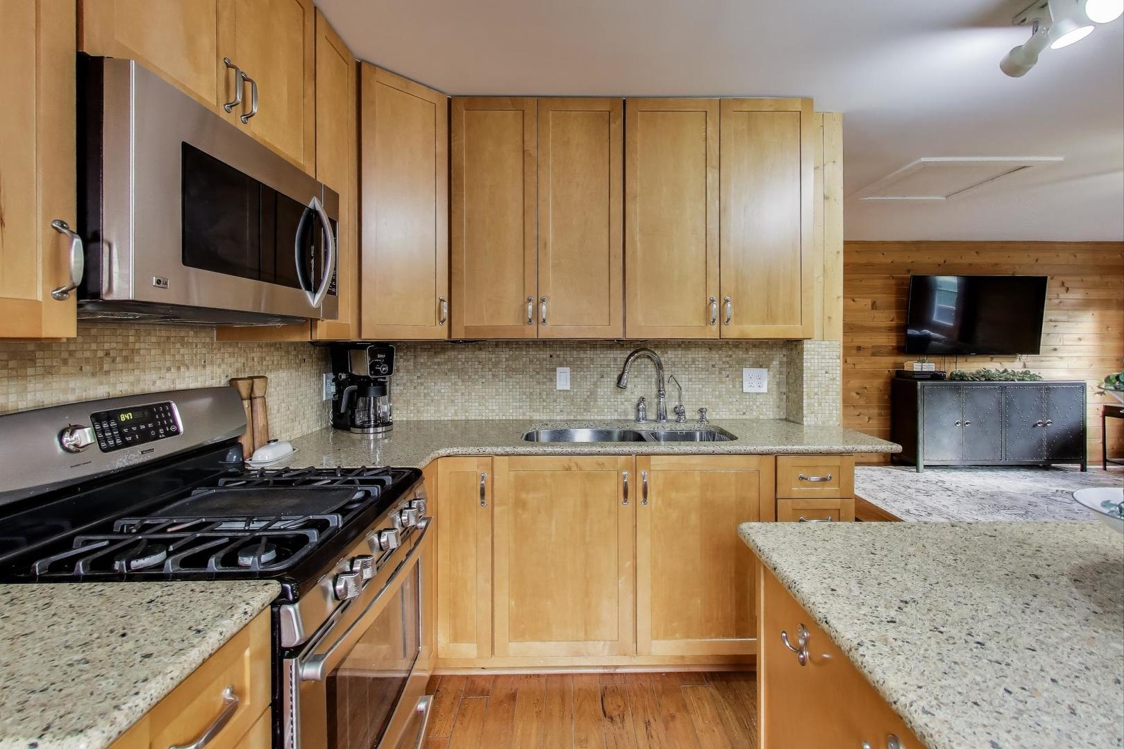 38800 N West Avenue, Lake Villa, IL 60046