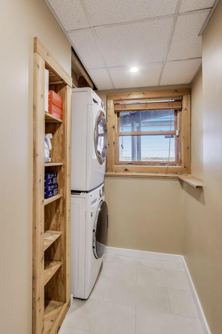 38800 N West Avenue, Lake Villa, IL 60046