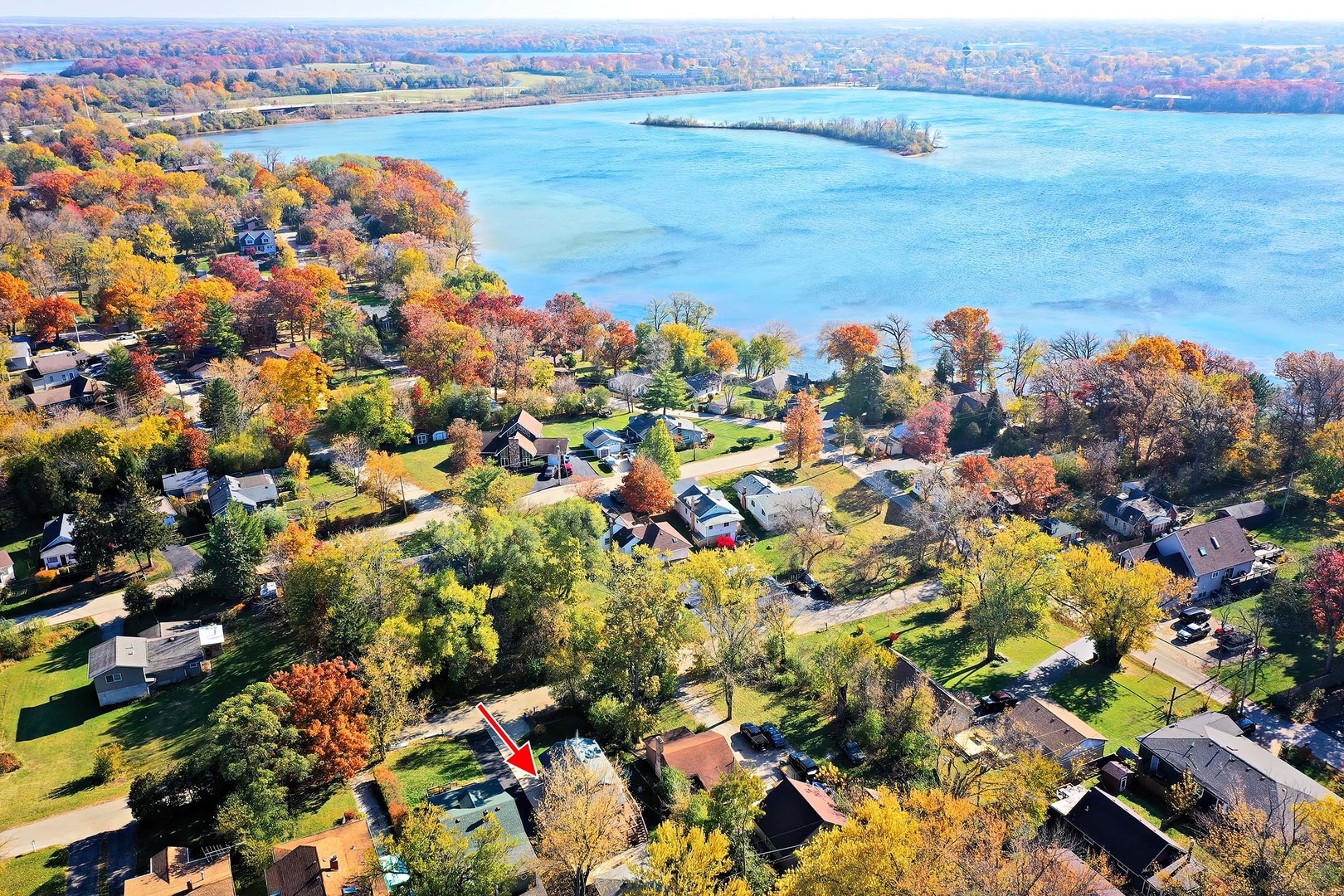 38800 N West Avenue, Lake Villa, IL 60046