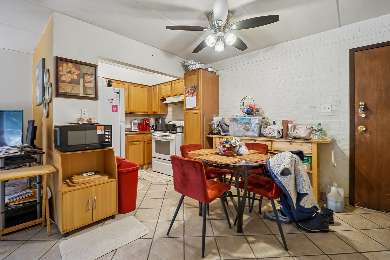 7443 Washington Street #307, Forest Park, IL 60130