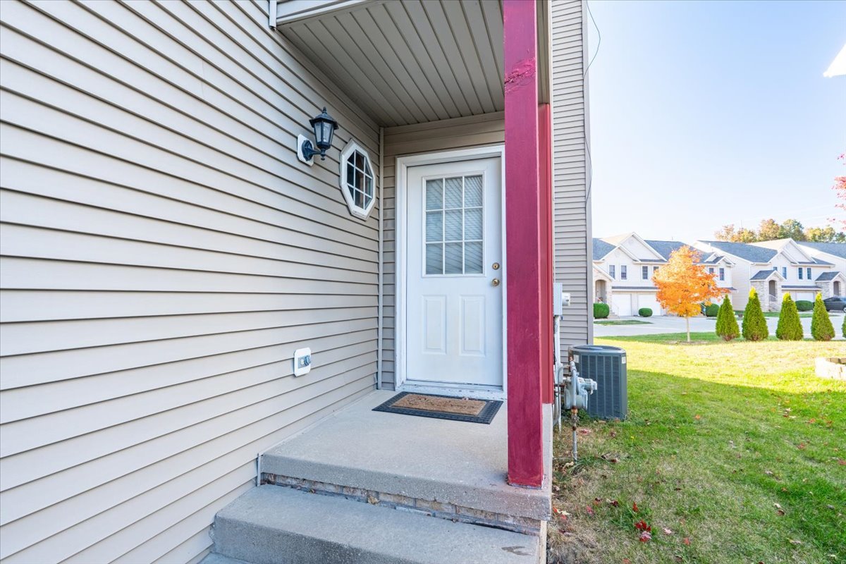 417 Robert Drive, Normal, IL 61761