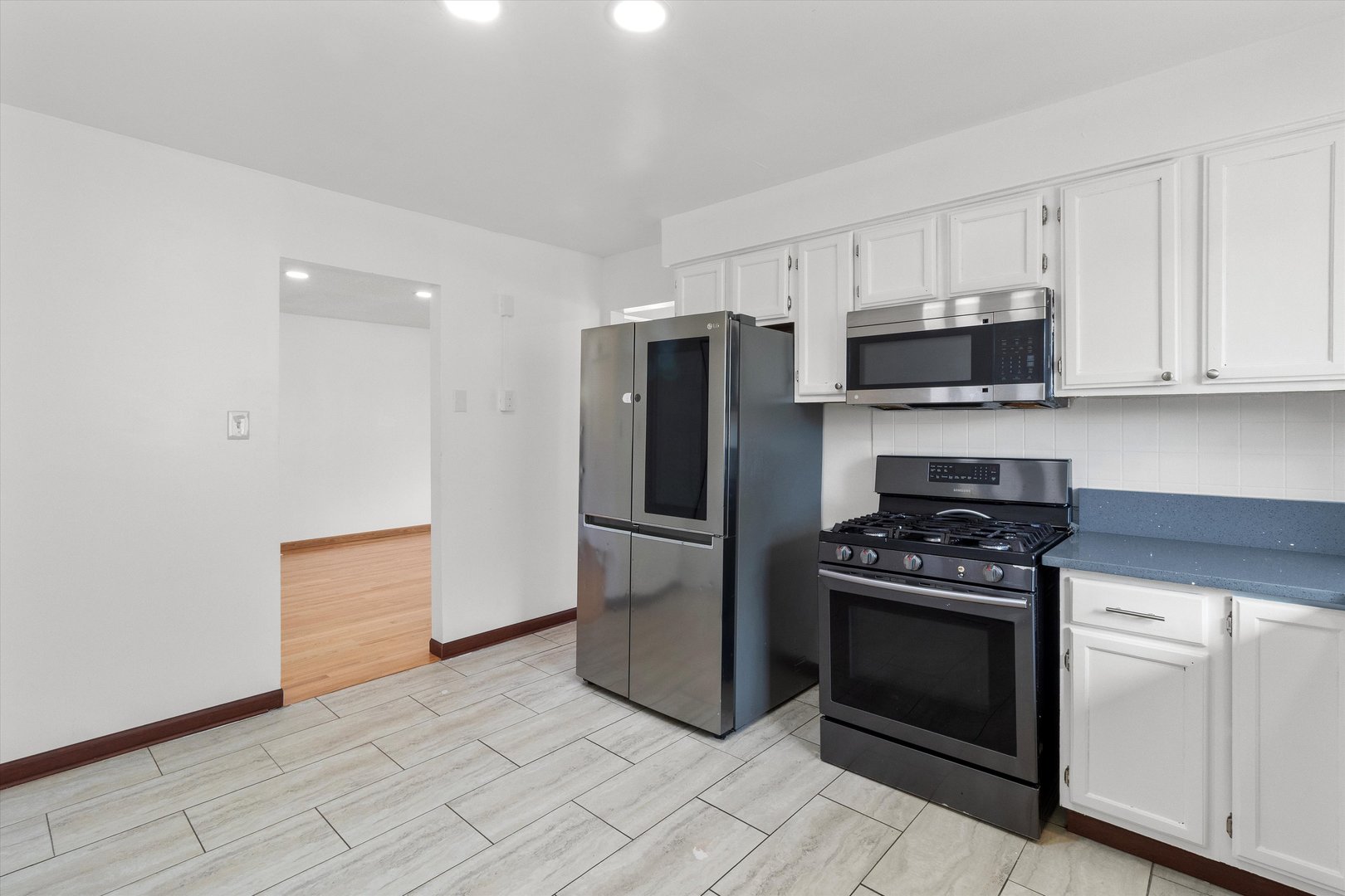 16666 Parliament Avenue, Tinley Park, IL 60477