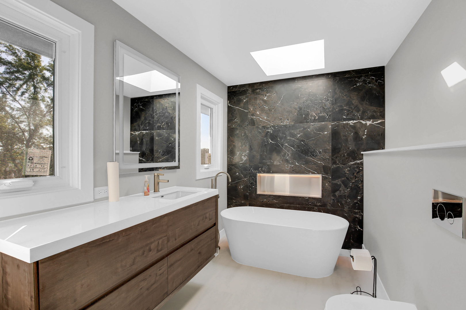 15636 Chapel Hill Road, Orland Park, IL 60462