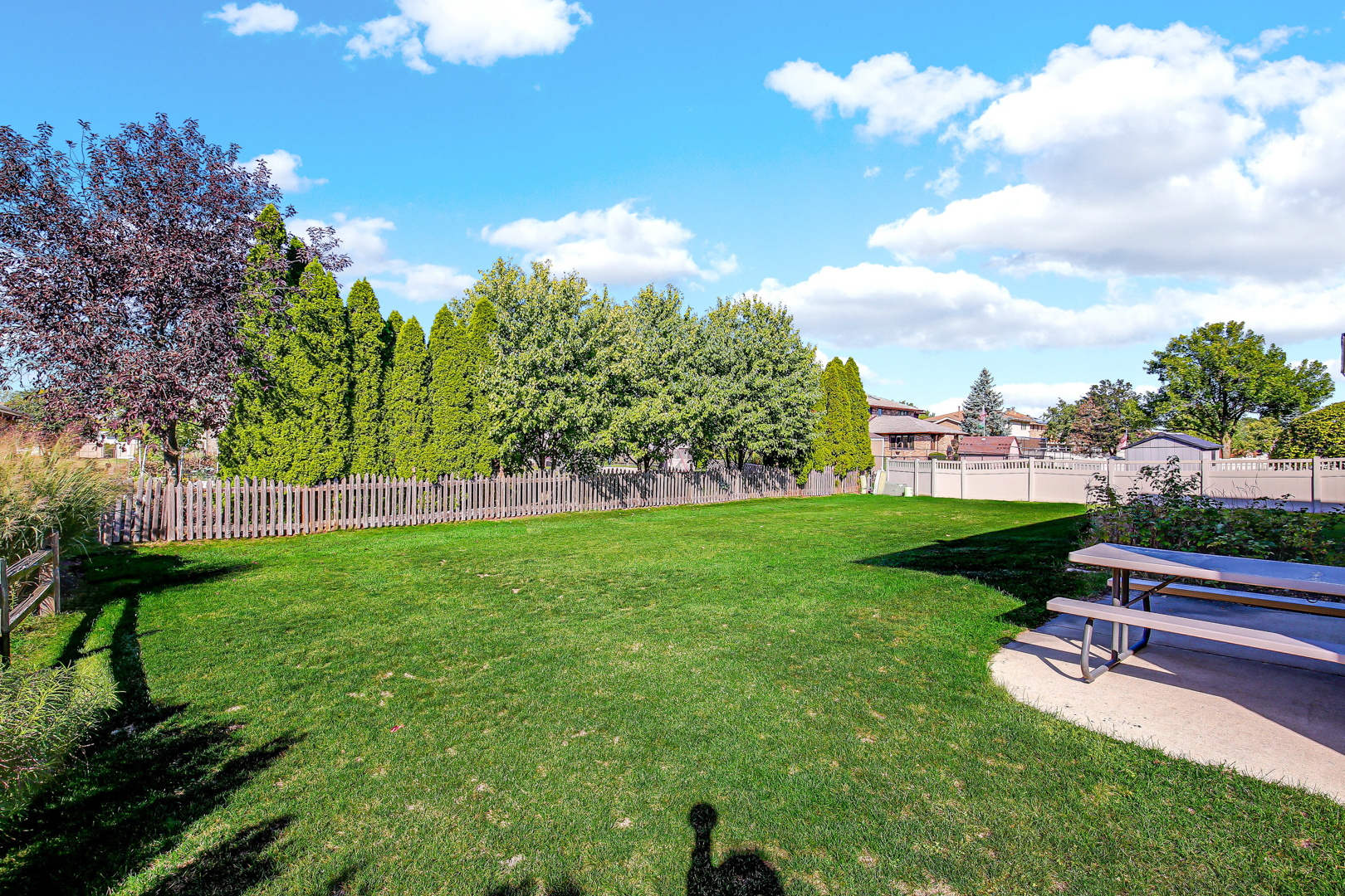 15636 Chapel Hill Road, Orland Park, IL 60462