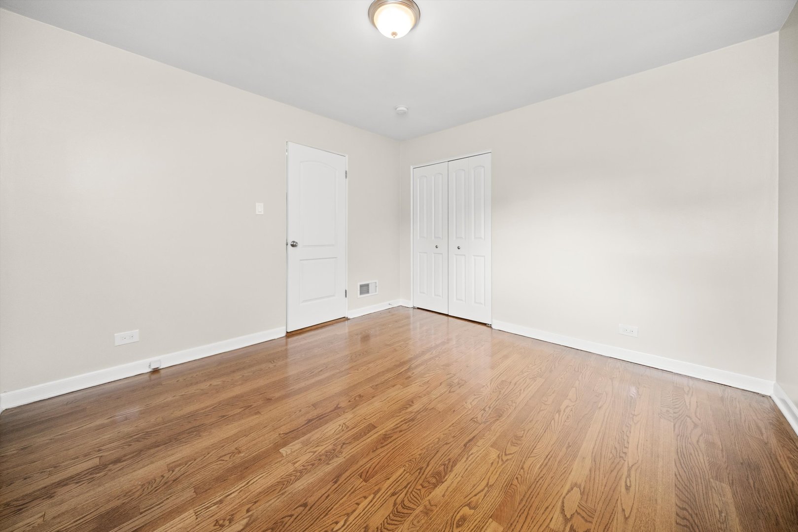 14231 S Dearborn Street, Riverdale, IL 60827