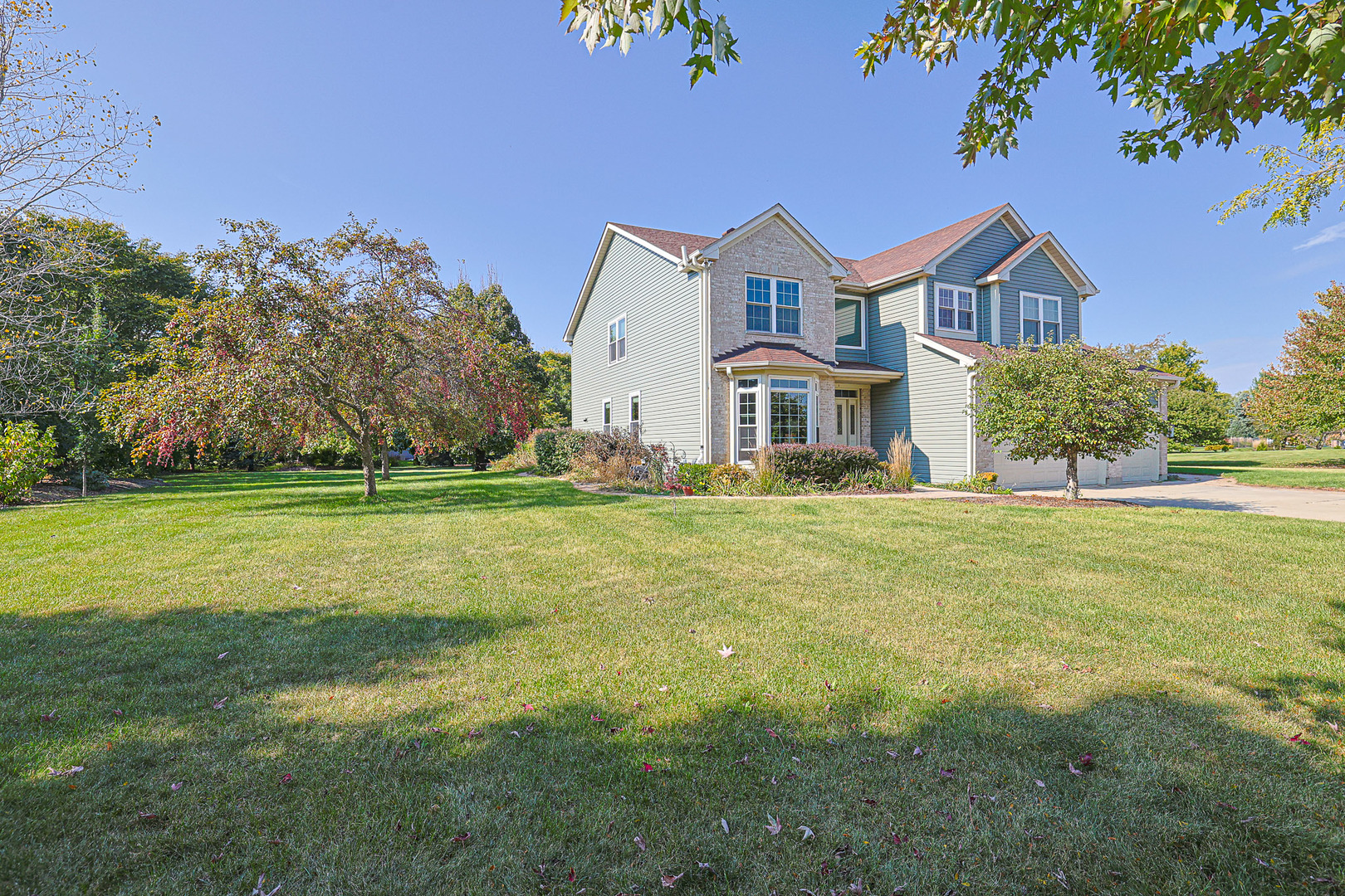 8789 Bentley Lane, Spring Grove, IL 60081