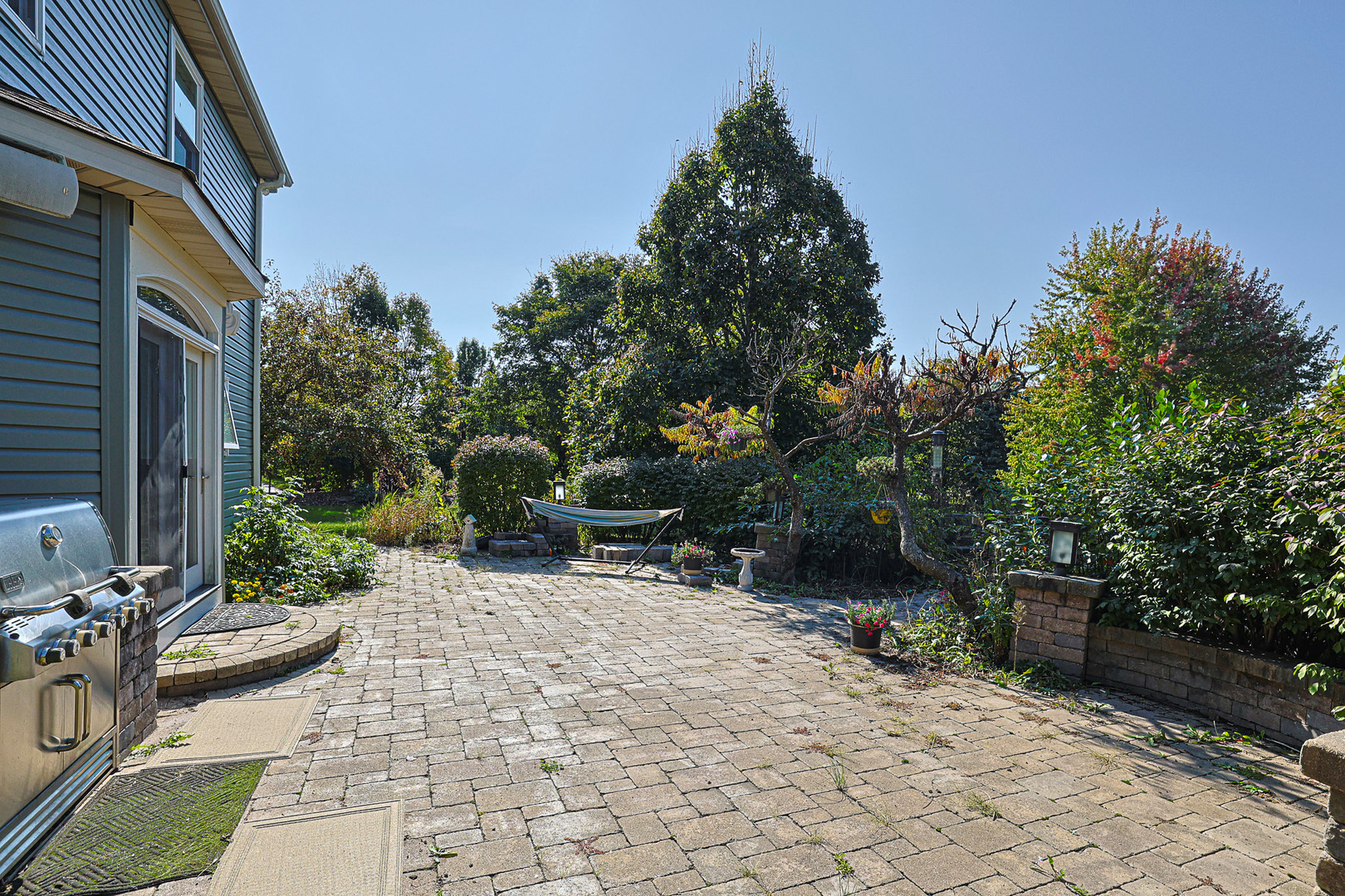 8789 Bentley Lane, Spring Grove, IL 60081