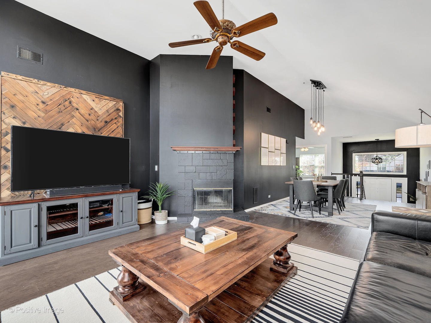 30W091 Penny Lane #30W091, Warrenville, IL 60555