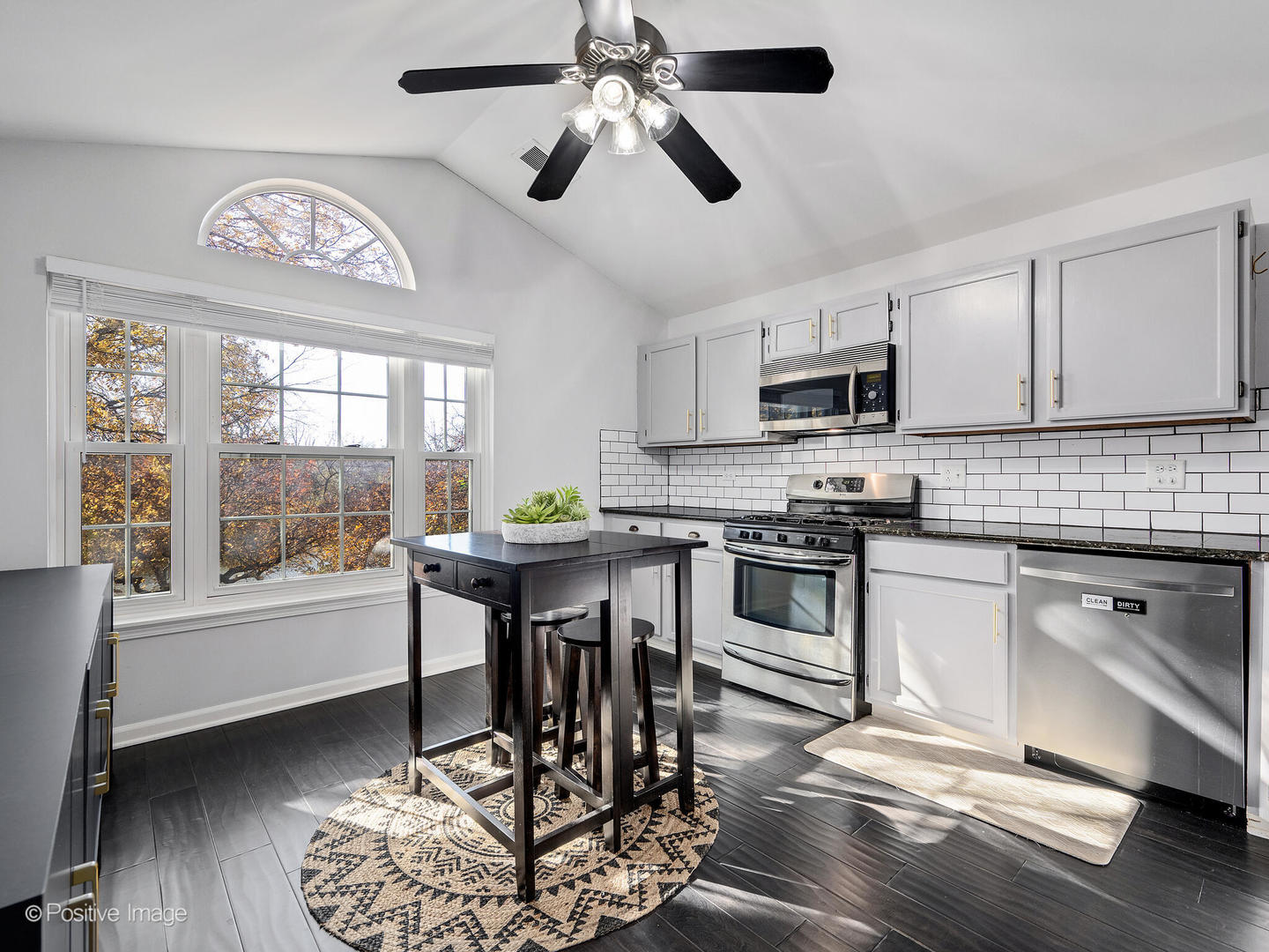 30W091 Penny Lane #30W091, Warrenville, IL 60555