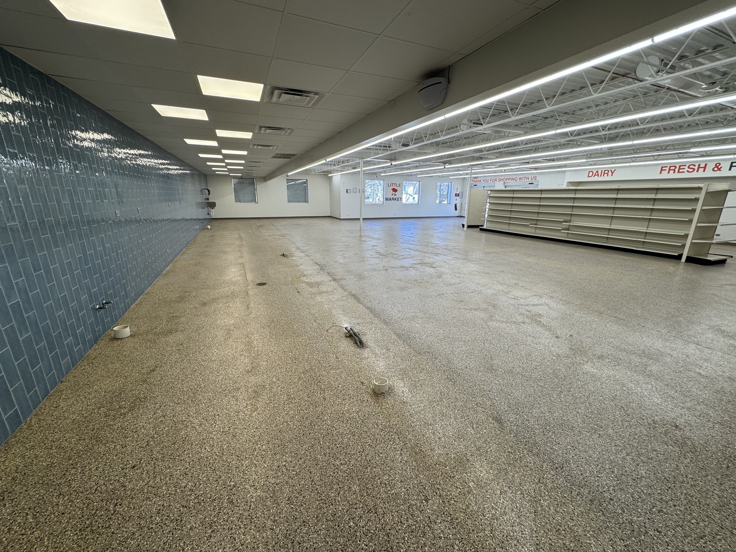 225 E Irving Park Road, Roselle, IL 60172