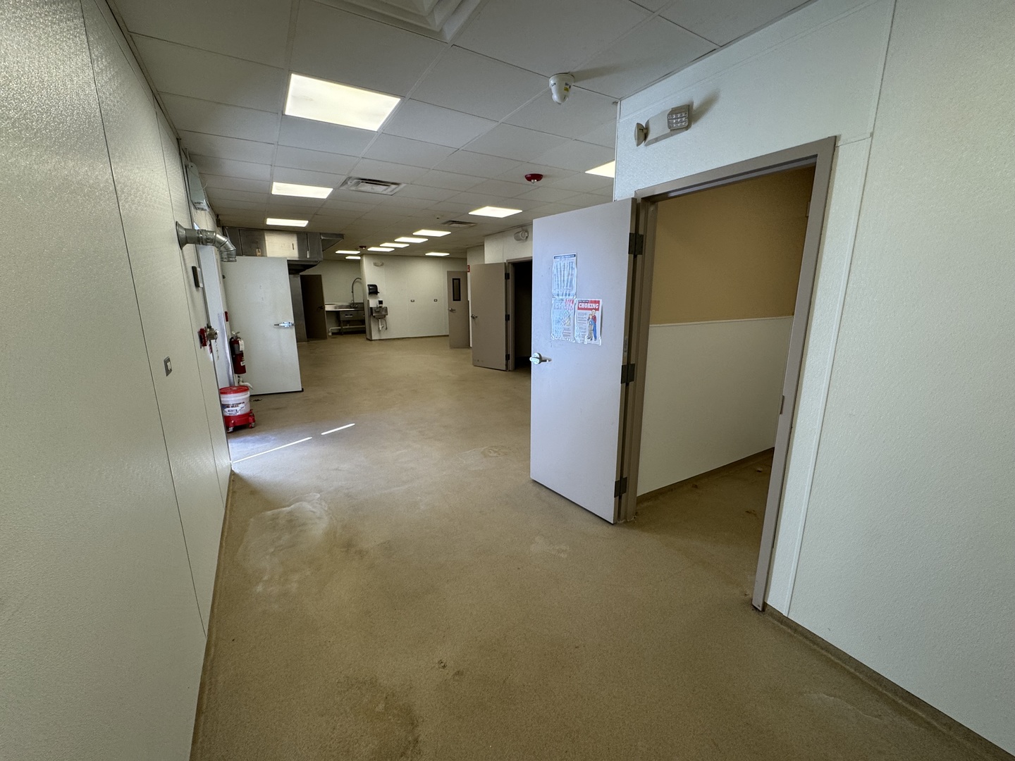 225 E Irving Park Road, Roselle, IL 60172