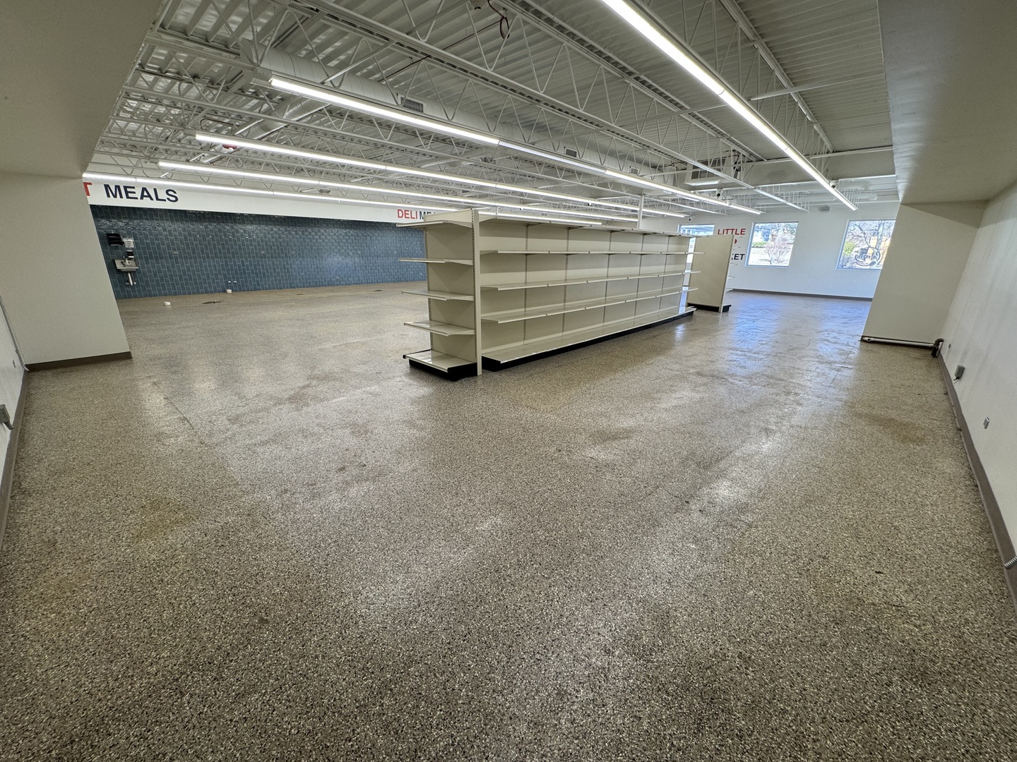 225 E Irving Park Road, Roselle, IL 60172