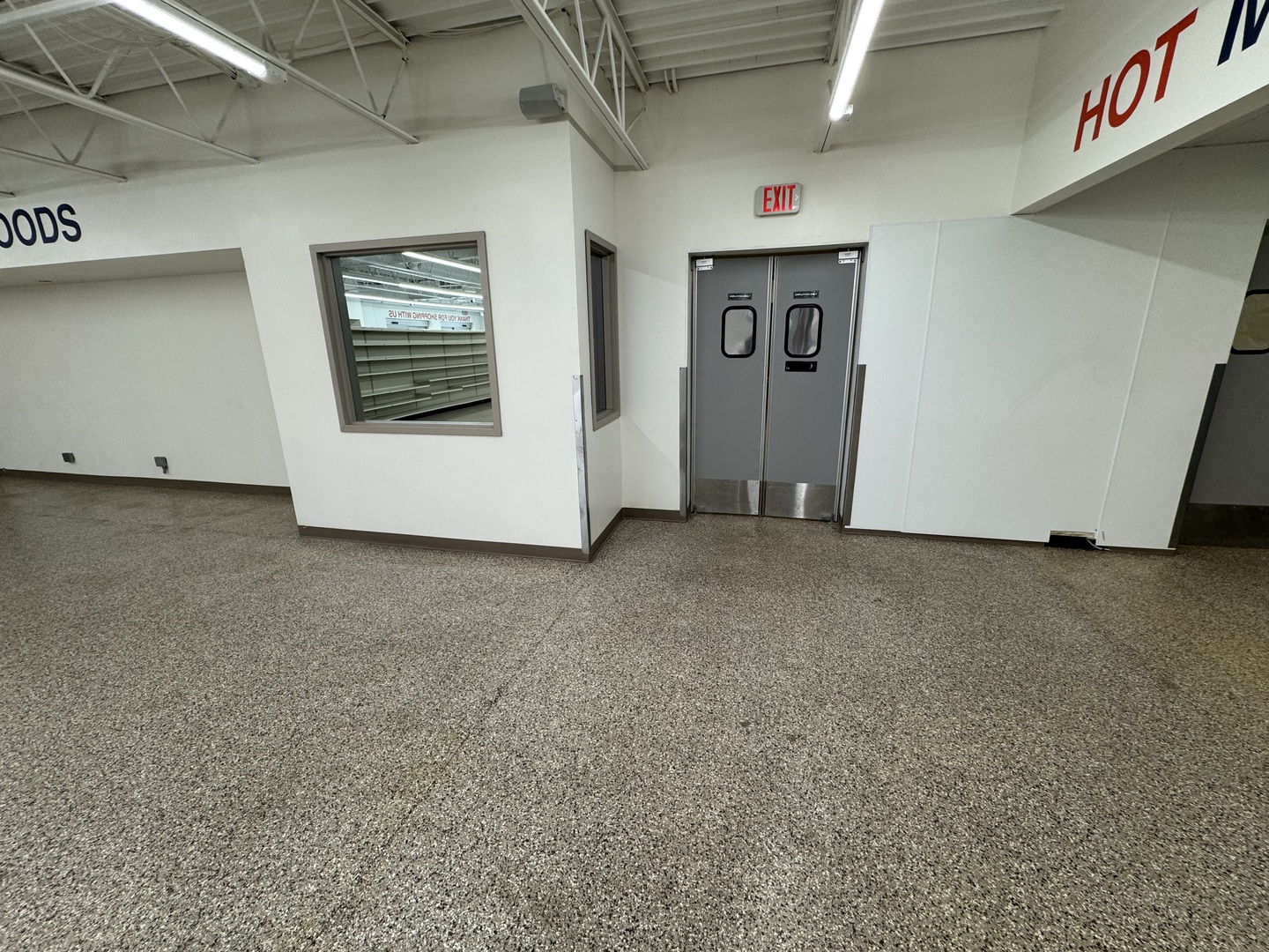 225 E Irving Park Road, Roselle, IL 60172