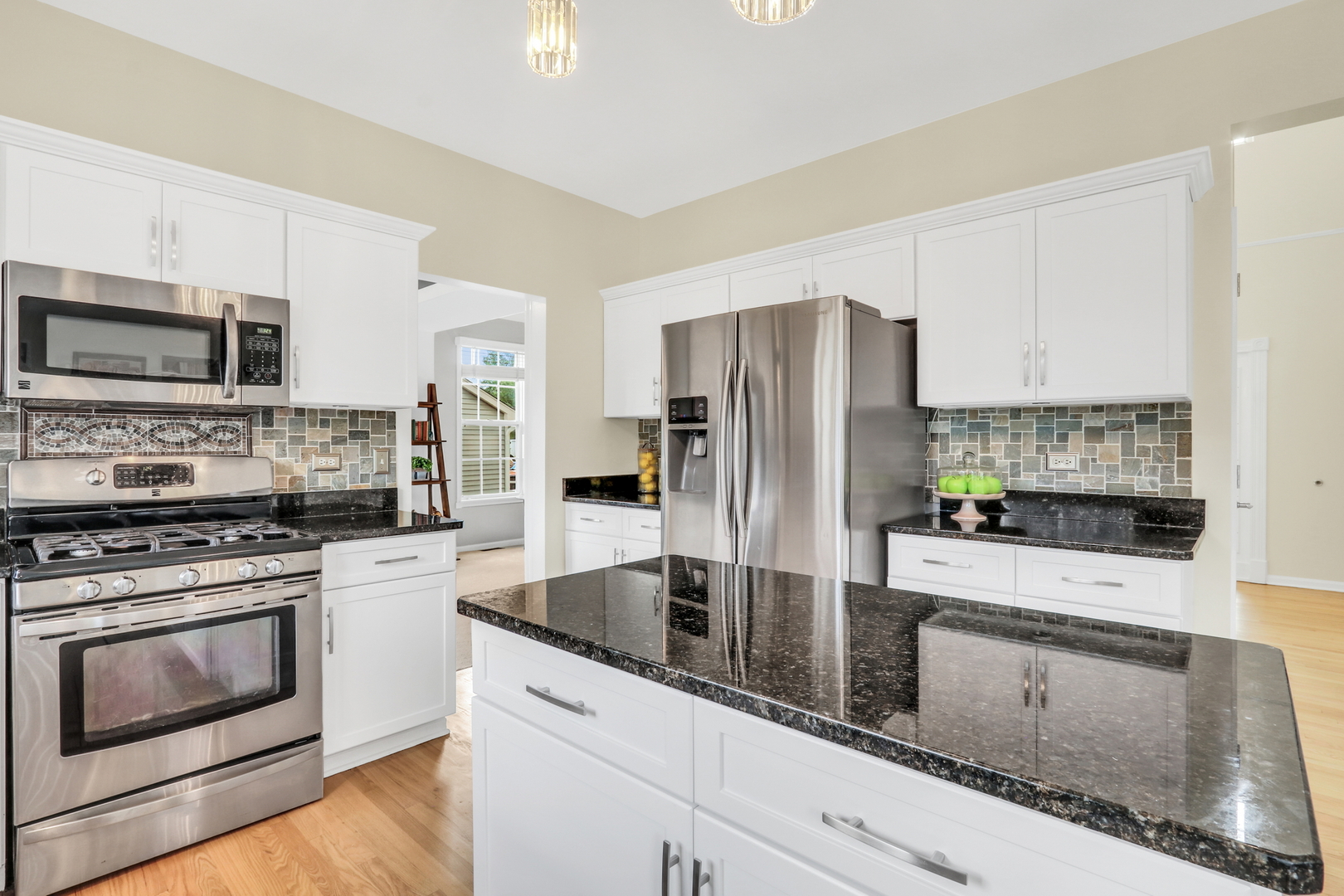 18587 W Meander Drive, Grayslake, IL 60030