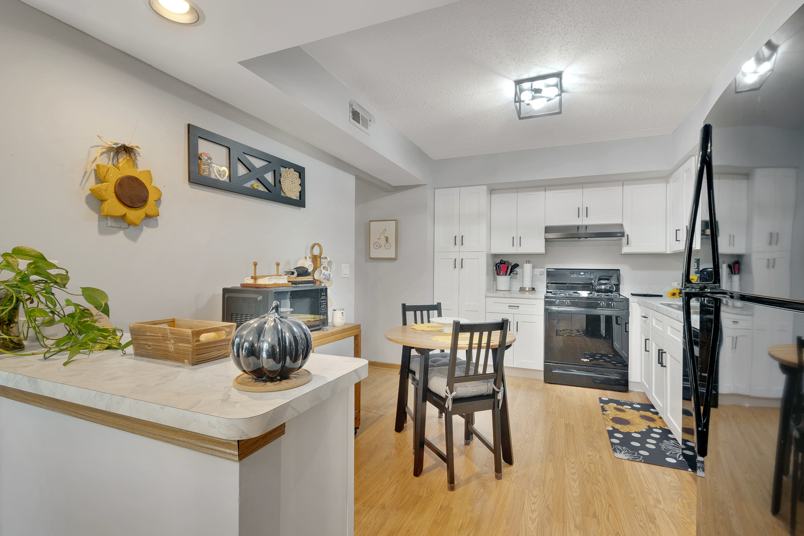 17961 Royal Oak Court #1S, Tinley Park, IL 60477