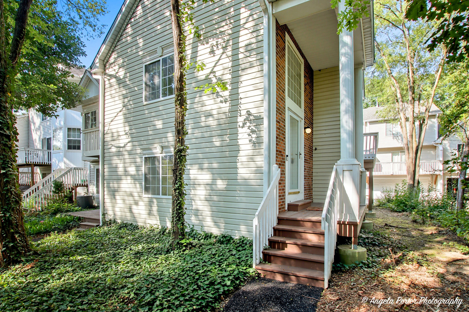 30 S Macgillis Drive #20-1, Round Lake, IL 60073