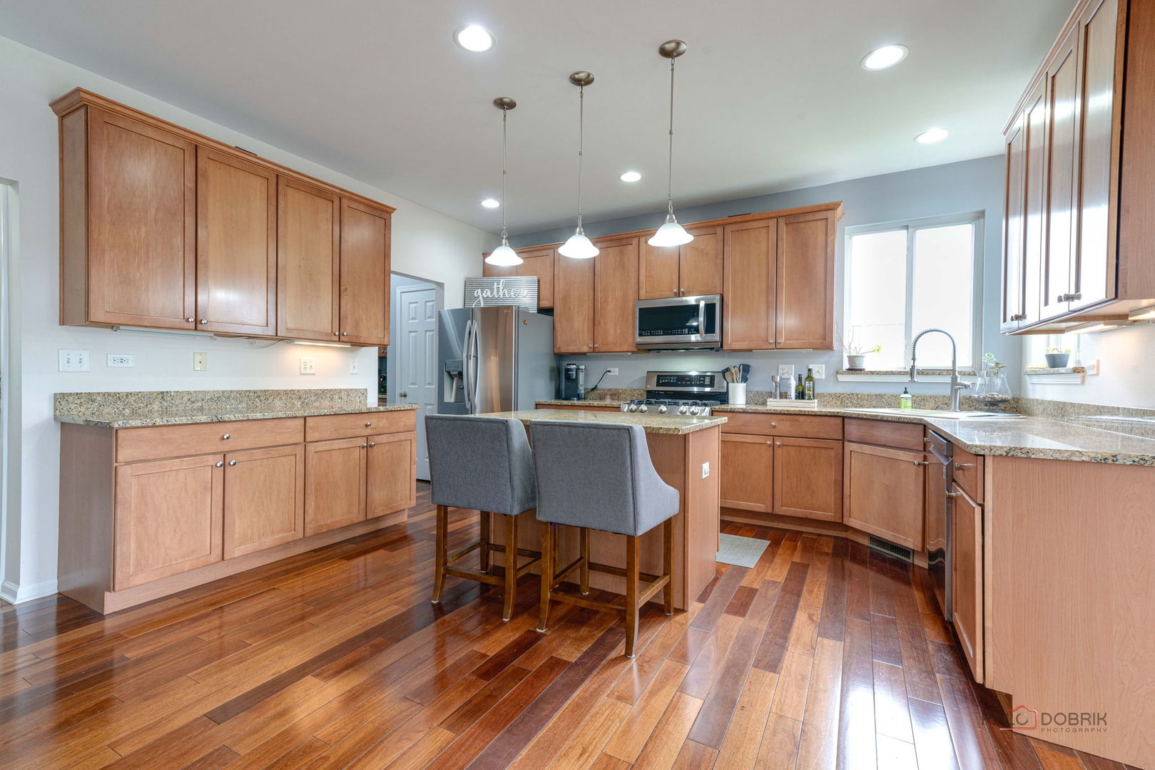 683 Niagara Drive, Volo, IL 60073