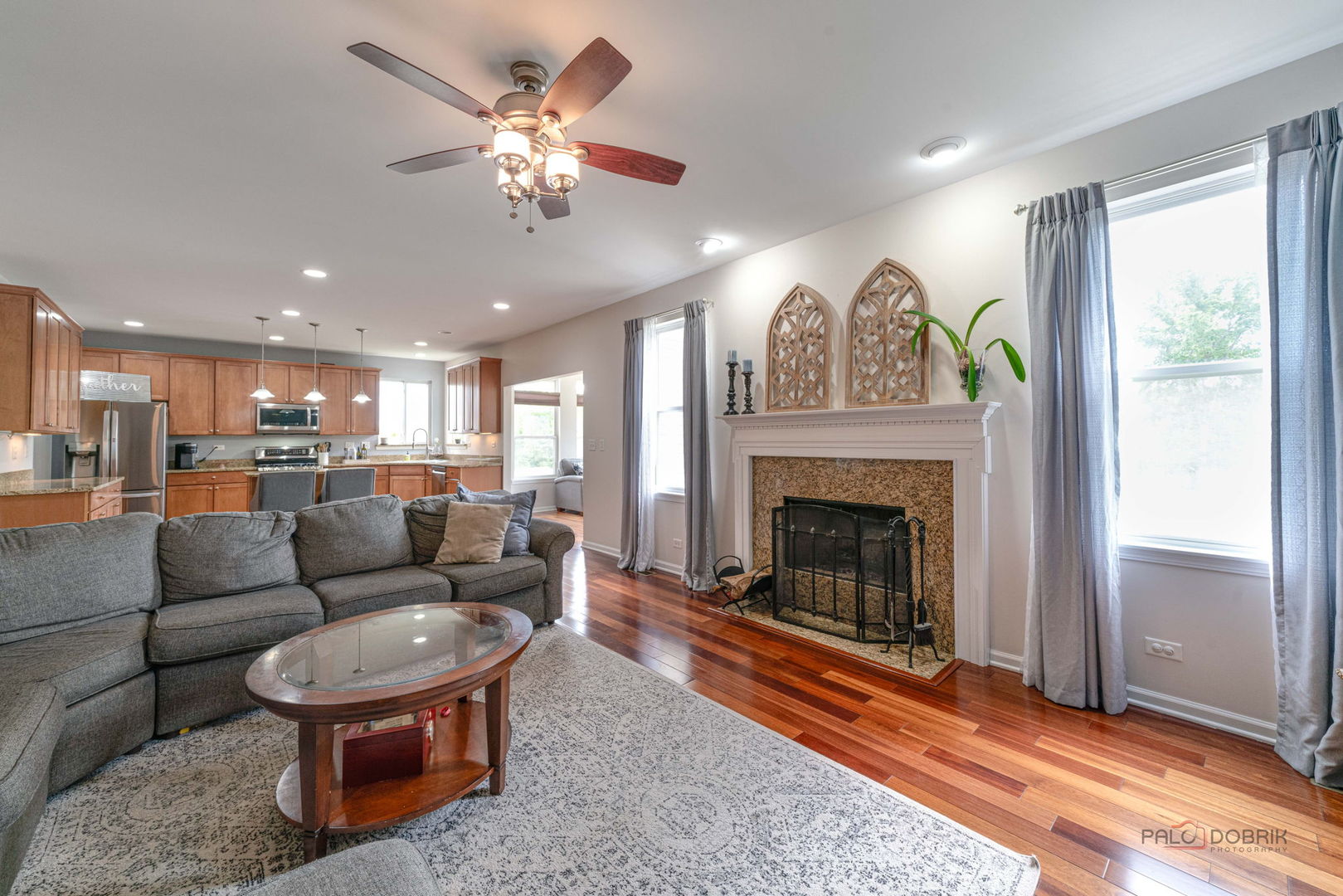 683 Niagara Drive, Volo, IL 60073