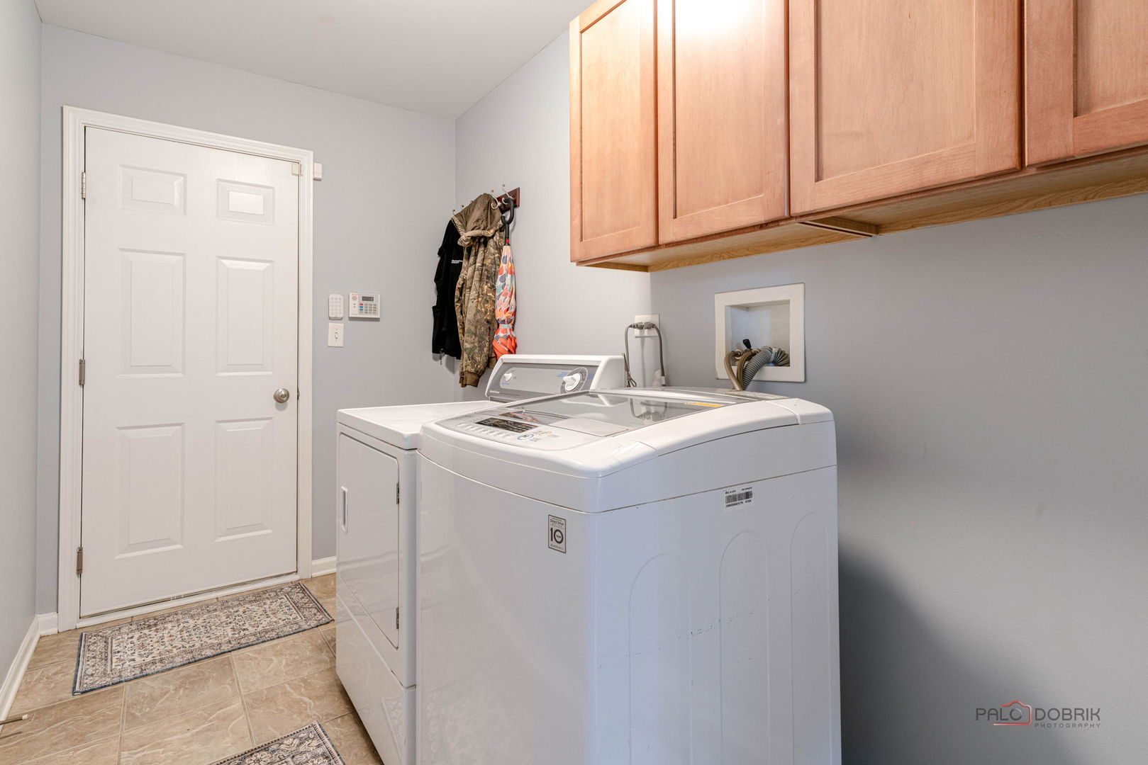 683 Niagara Drive, Volo, IL 60073