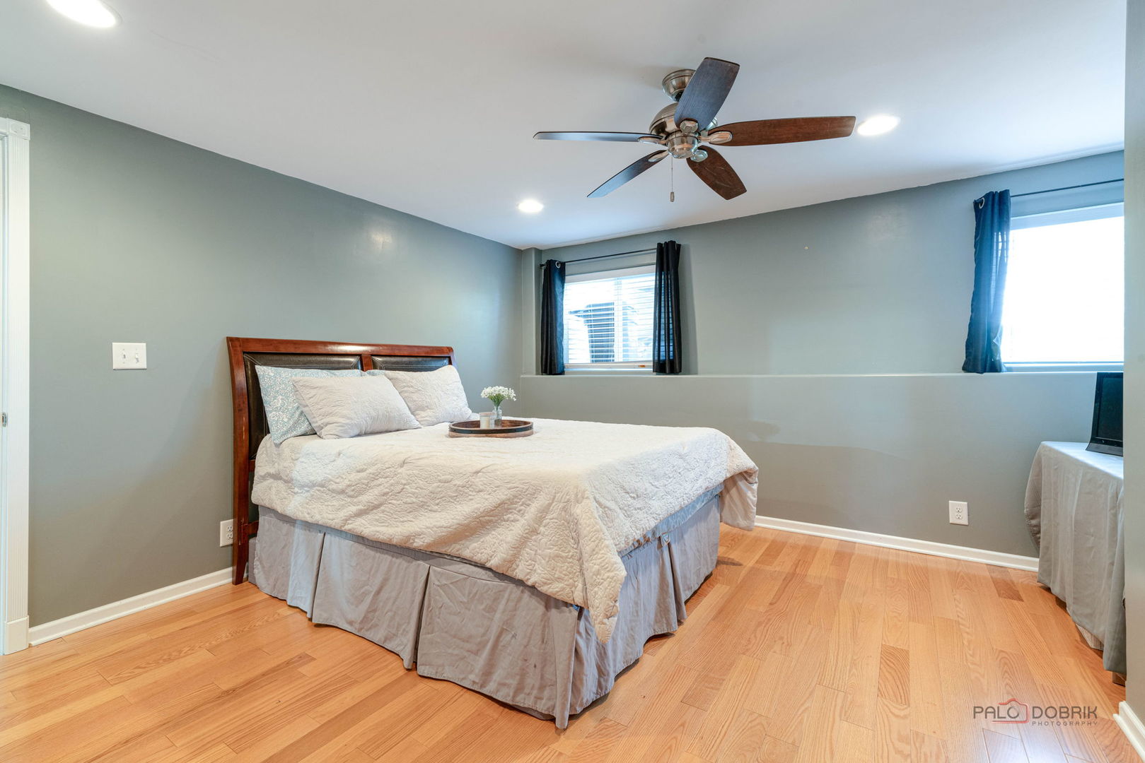 683 Niagara Drive, Volo, IL 60073