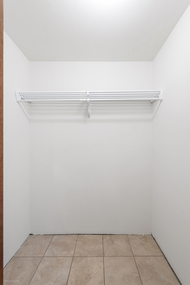 13635 Lamon Avenue #A23, Crestwood, IL 60418