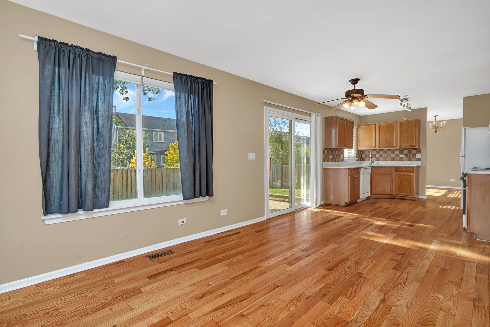 2509 Rosehall Lane, Aurora, IL 60503