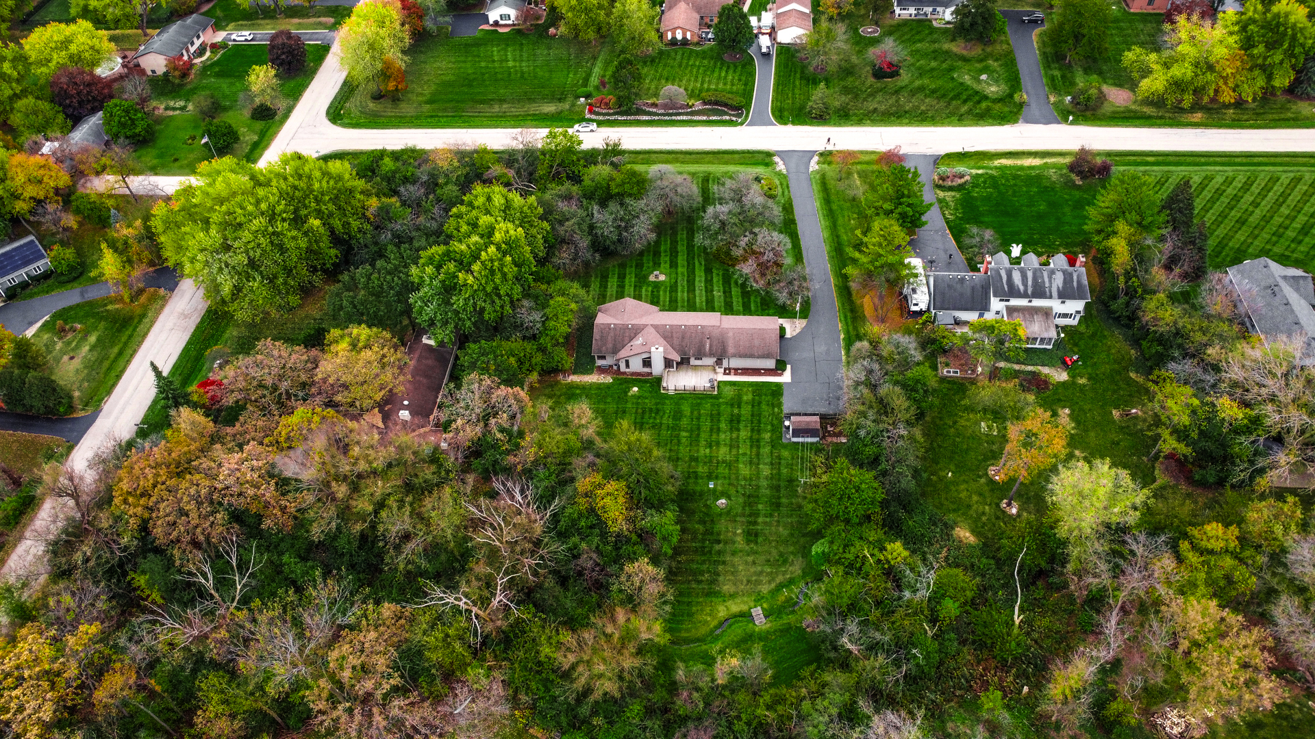 15860 W Thornapple Lane, Gurnee, IL 60031