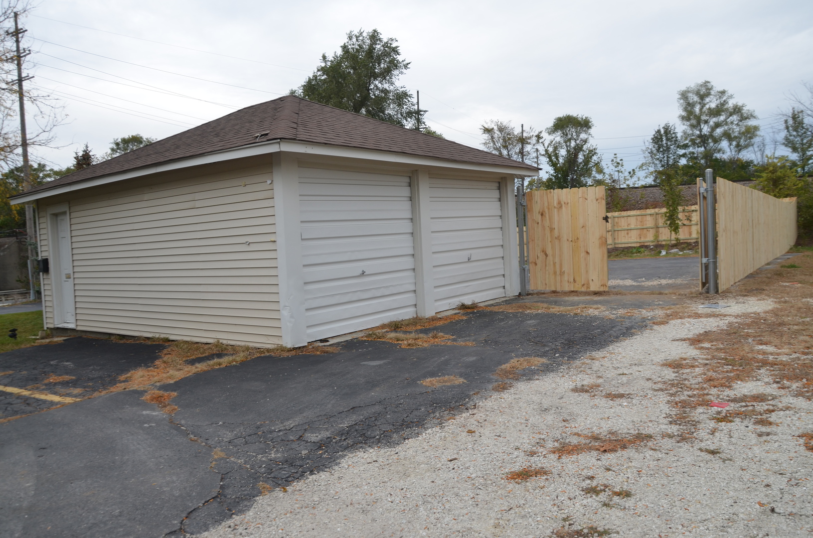 1208 Lisle Place #2B, Lisle, IL 60532