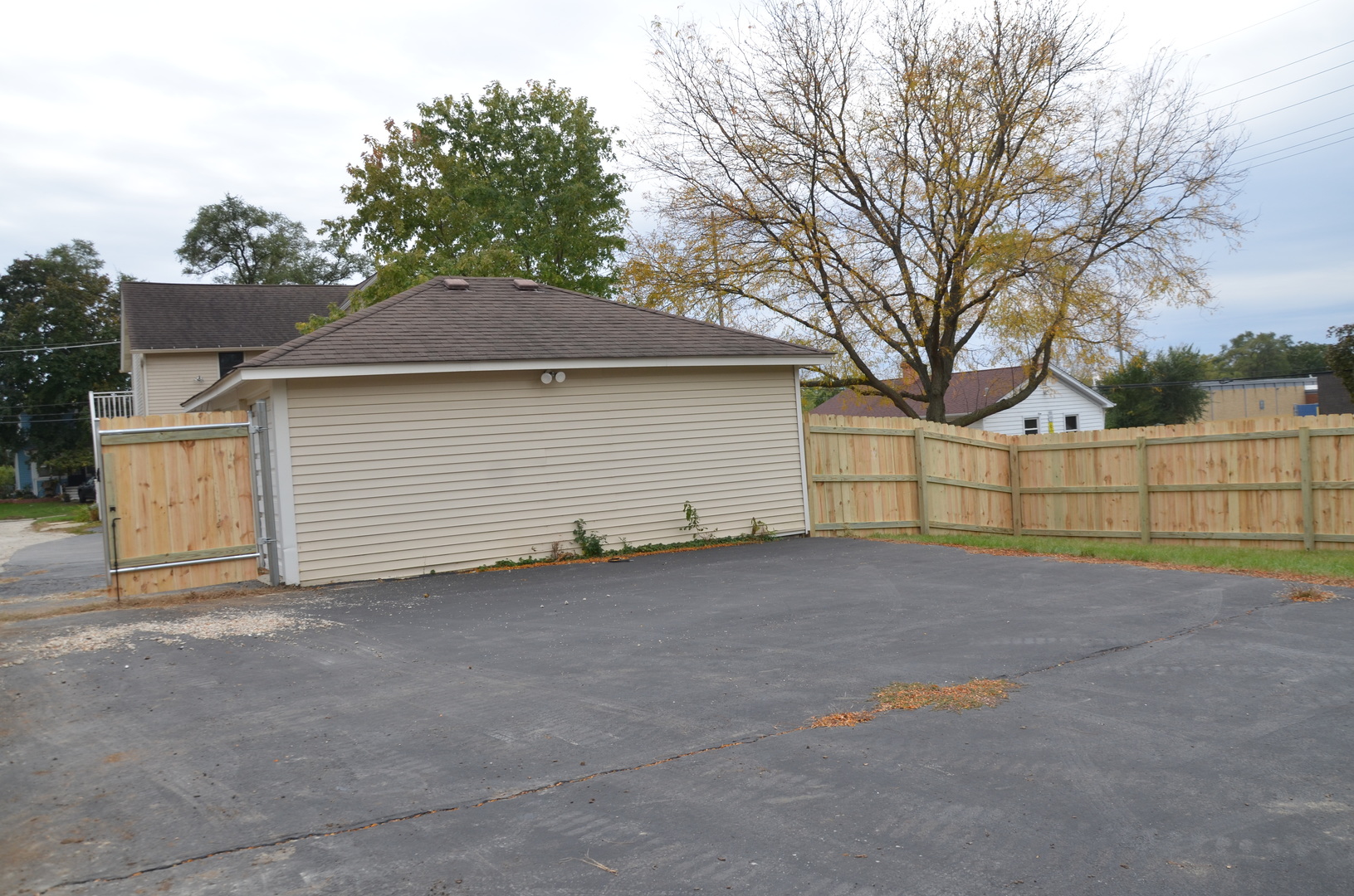 1208 Lisle Place #2B, Lisle, IL 60532