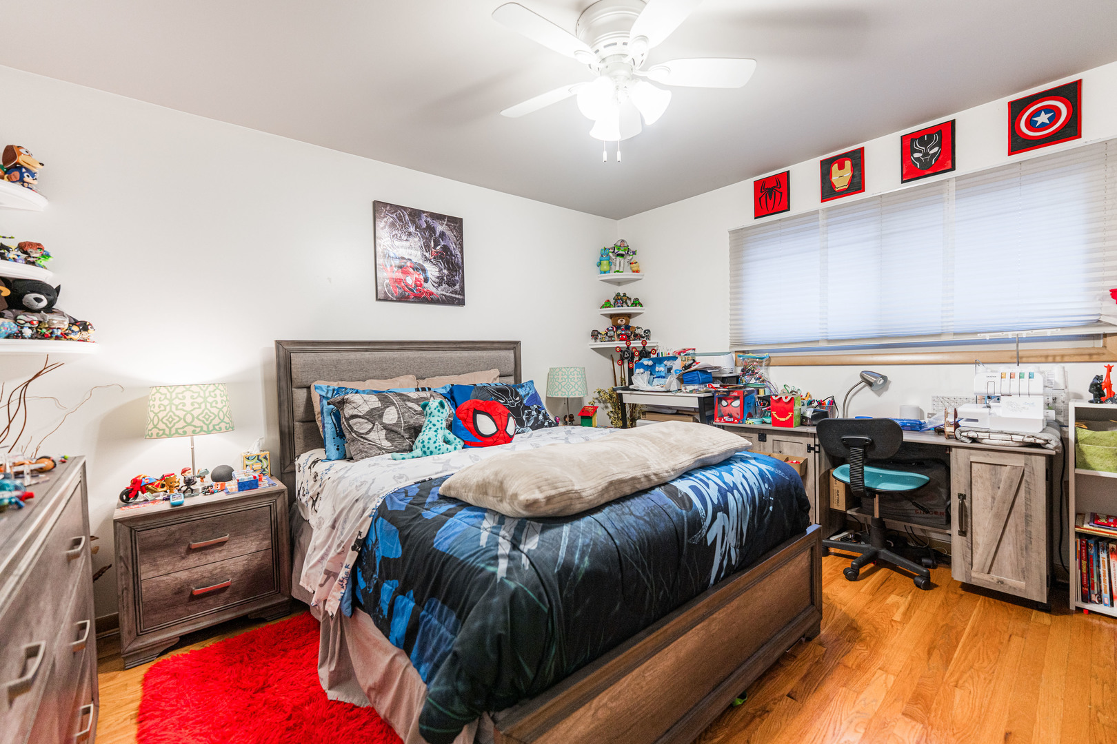 1527 W Holtz Avenue, Addison, IL 60101