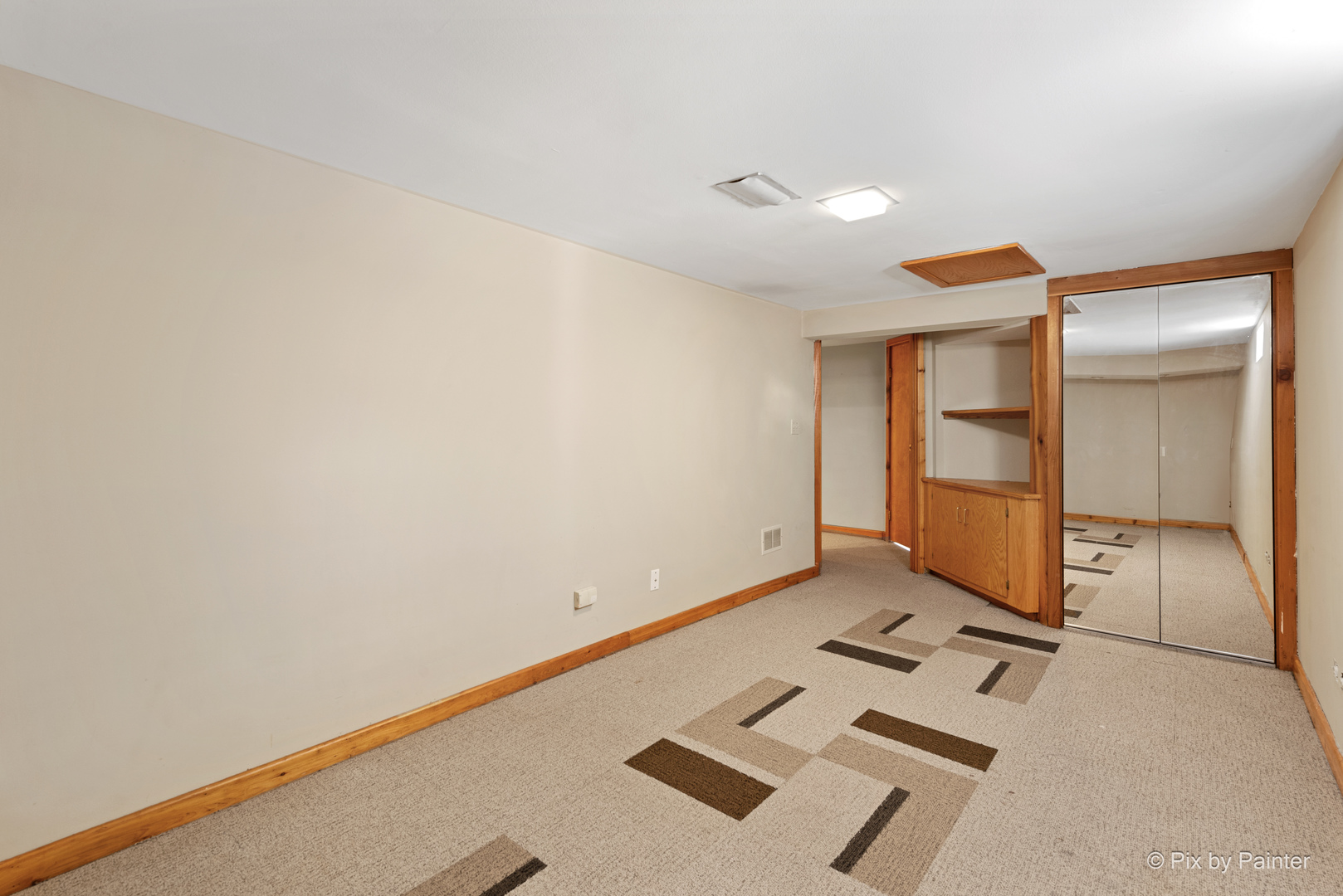 963 S Saylor Avenue, Elmhurst, IL 60126