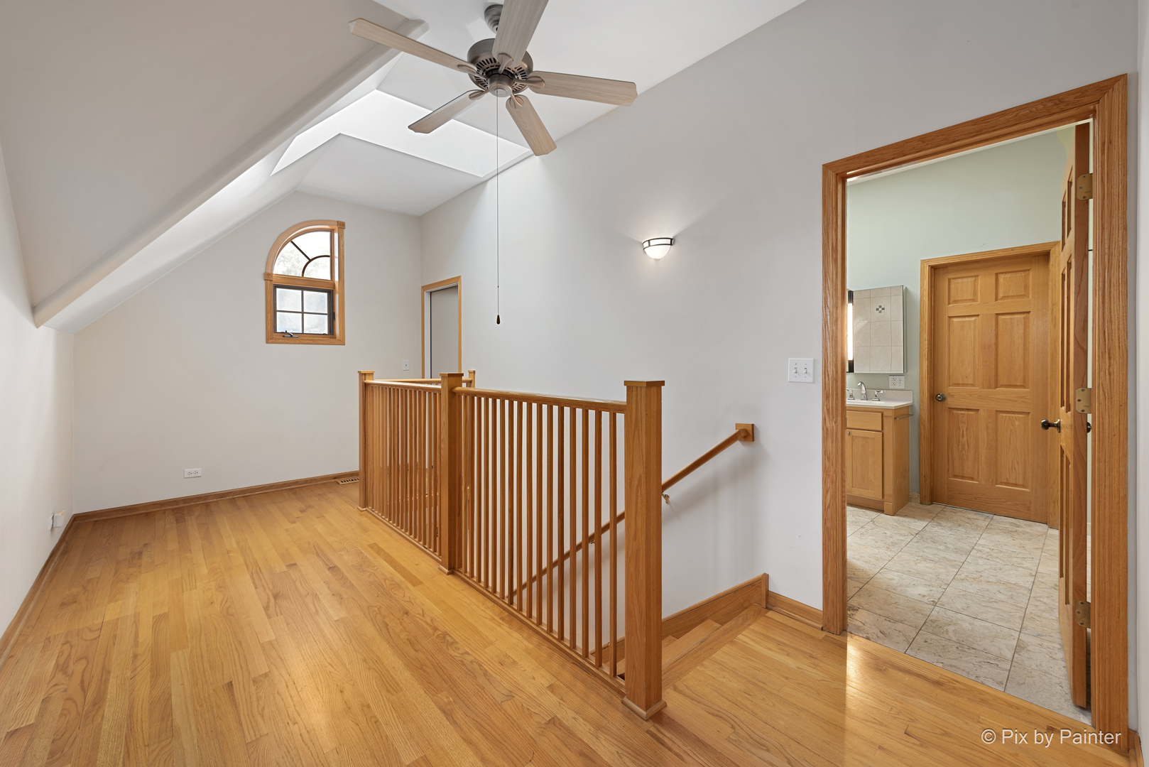 963 S Saylor Avenue, Elmhurst, IL 60126