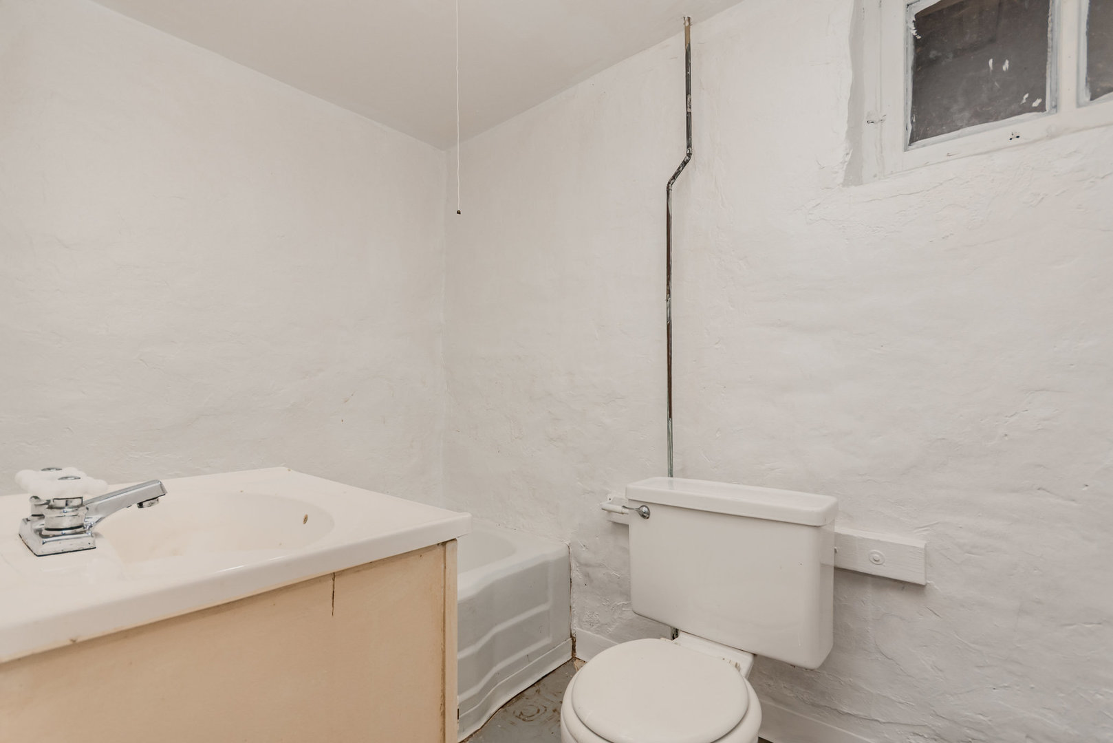 614 Hammond Avenue, Aurora, IL 60506