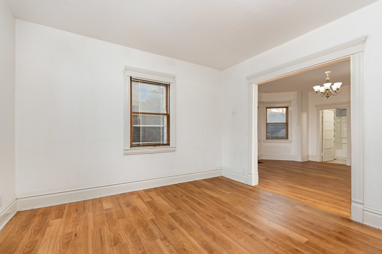 614 Hammond Avenue, Aurora, IL 60506