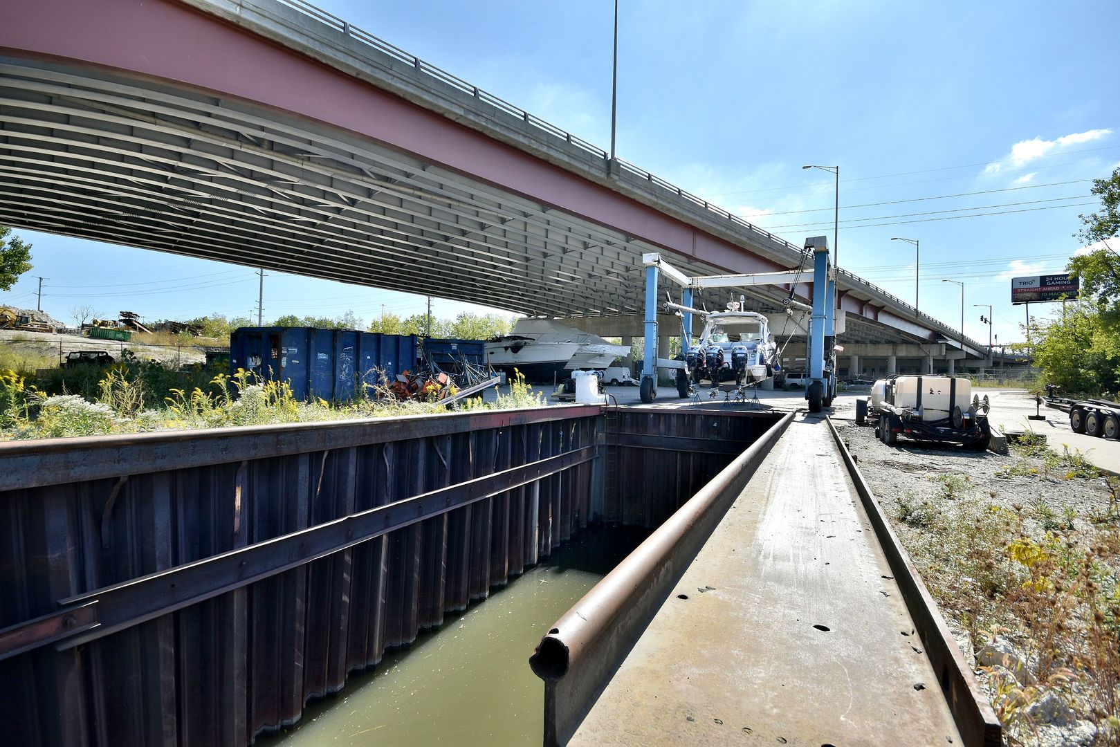 5700 W 41st Street, Forest View, IL 60402