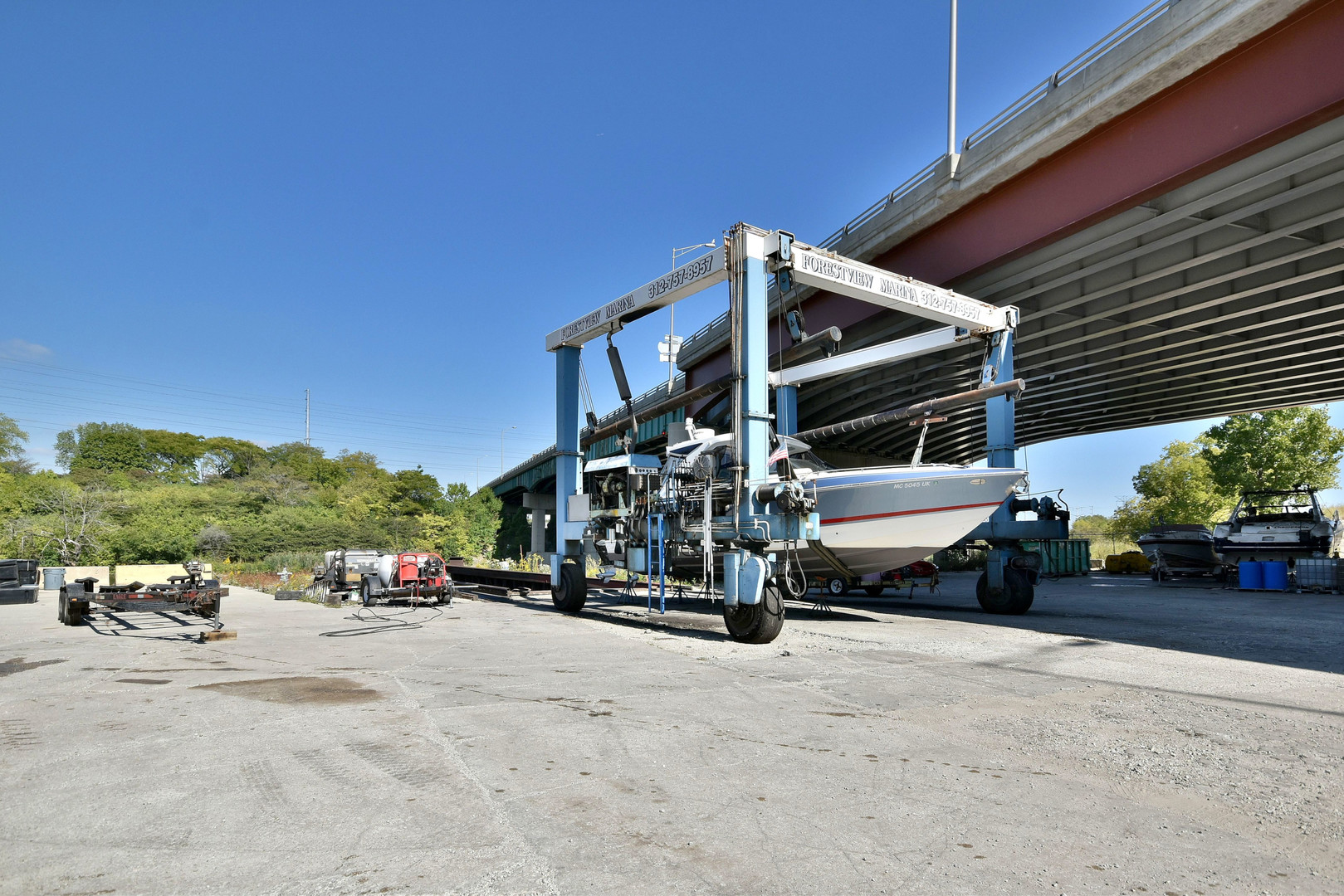 5700 W 41st Street, Forest View, IL 60402