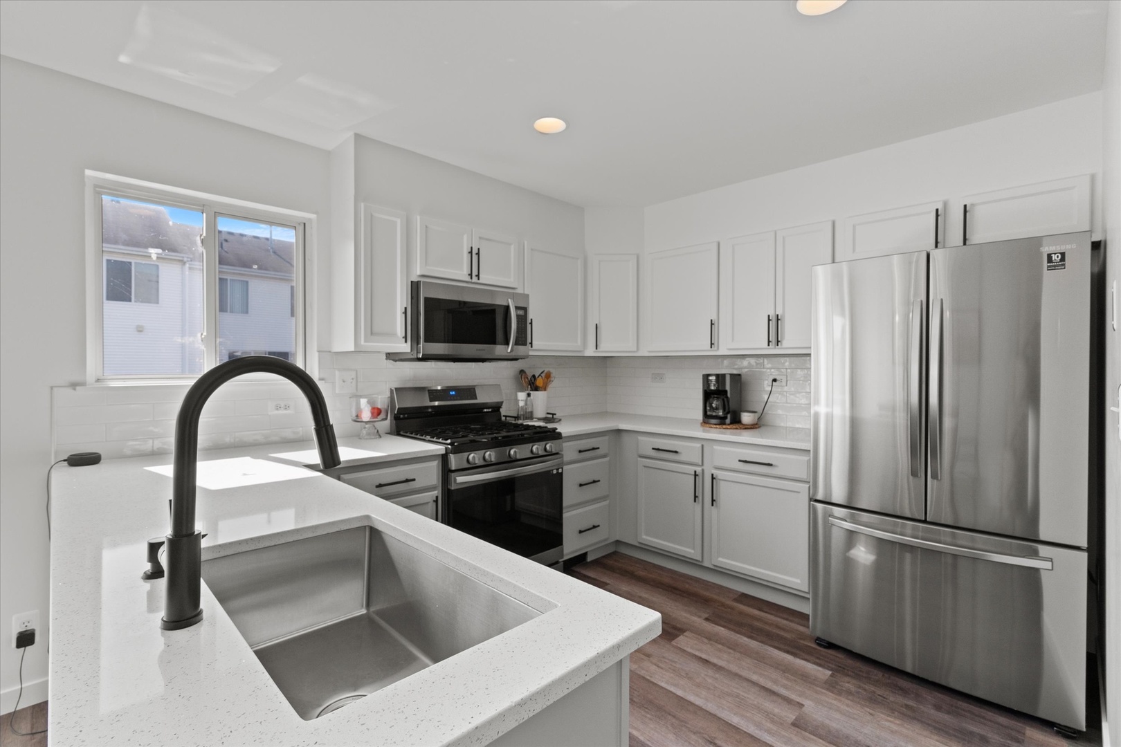 894 Clover Lane, Pingree Grove, IL 60140