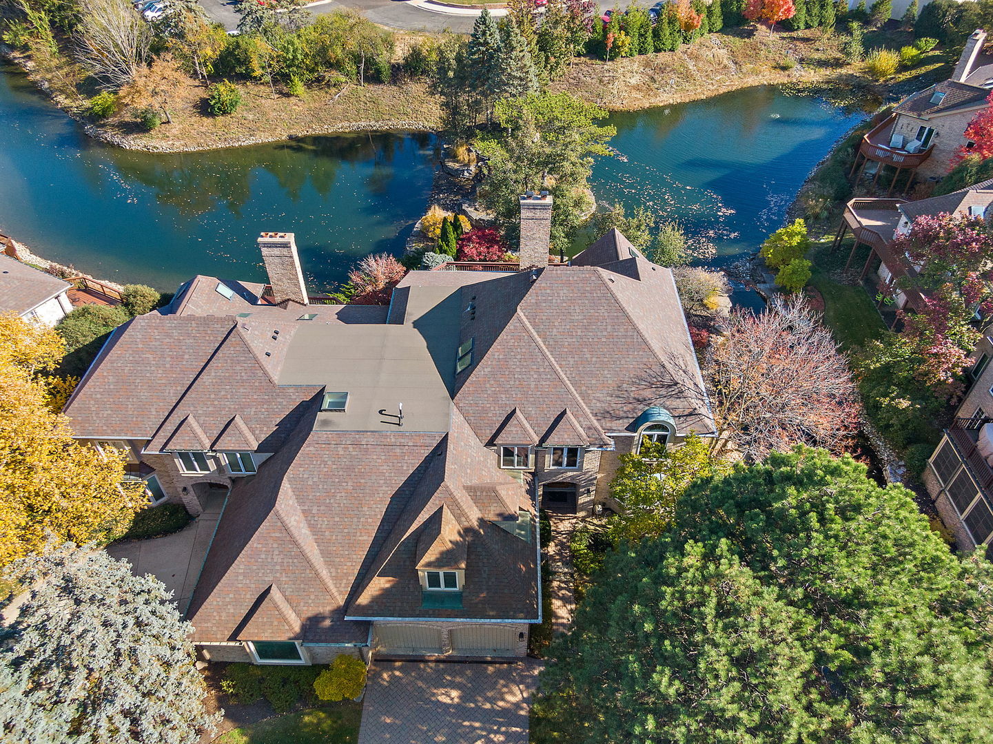 45 Tartan Lakes Drive, Westmont, IL 60559