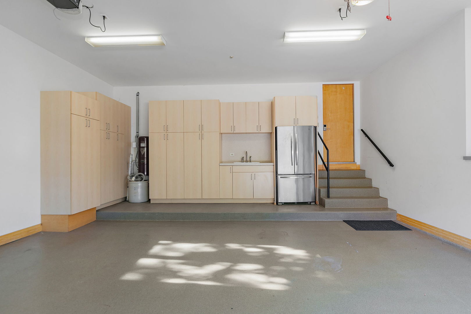 45 Tartan Lakes Drive, Westmont, IL 60559