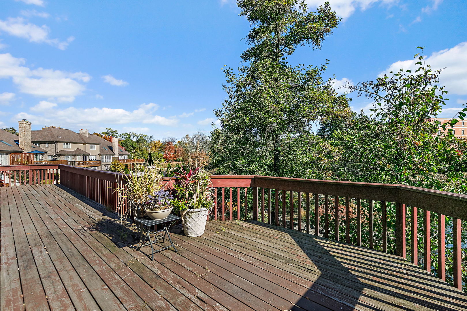 45 Tartan Lakes Drive, Westmont, IL 60559