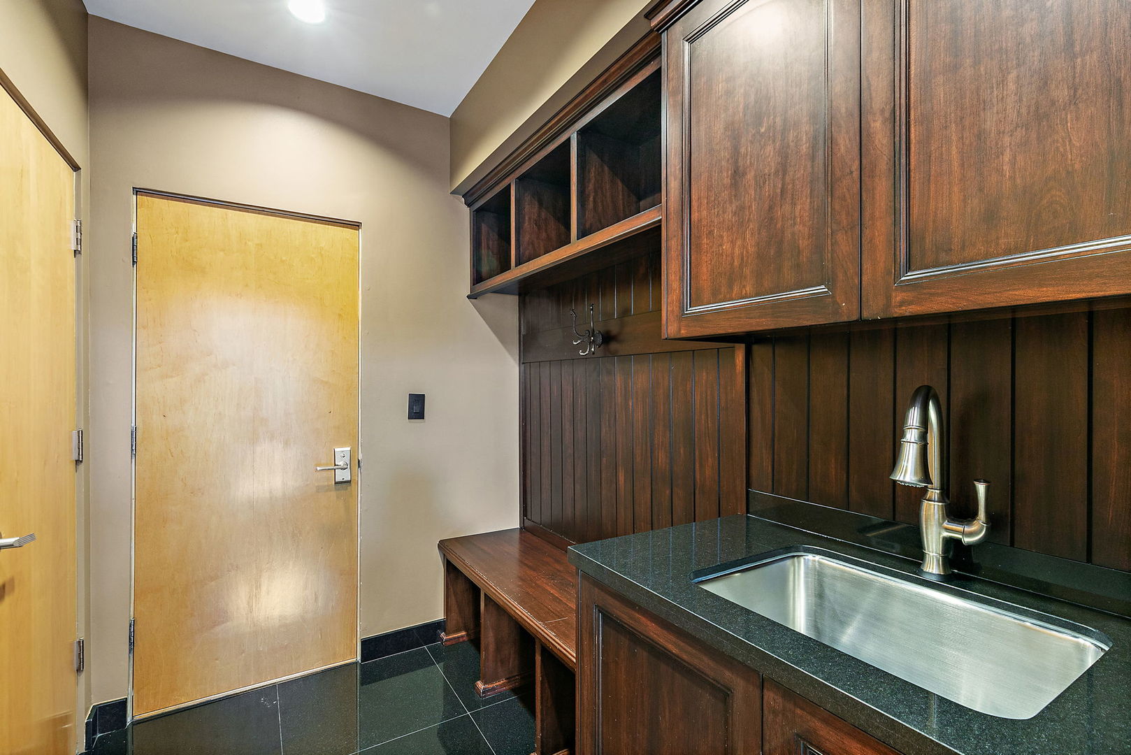 45 Tartan Lakes Drive, Westmont, IL 60559