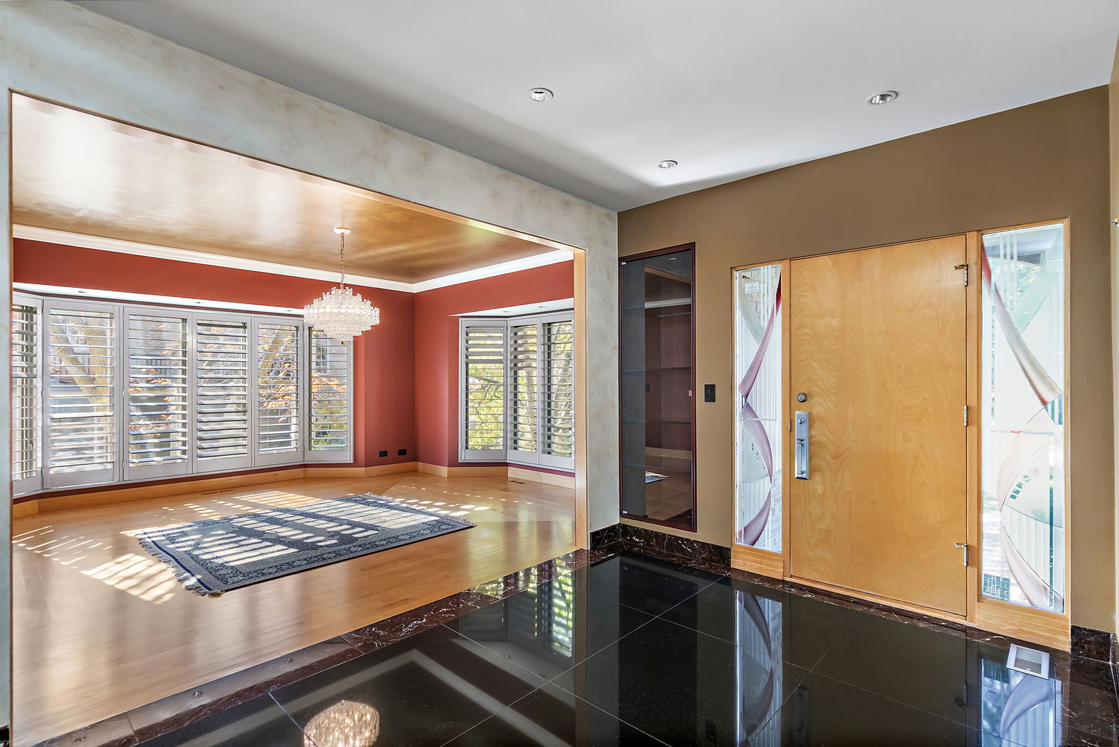 45 Tartan Lakes Drive, Westmont, IL 60559