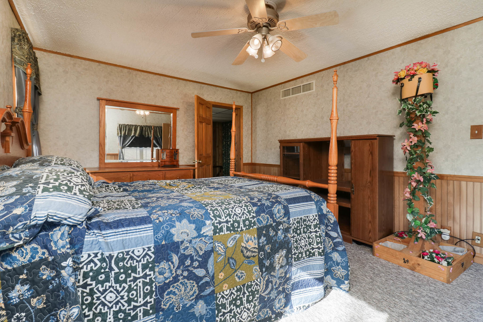 32892 Mcclure Road, Colfax, IL 61728